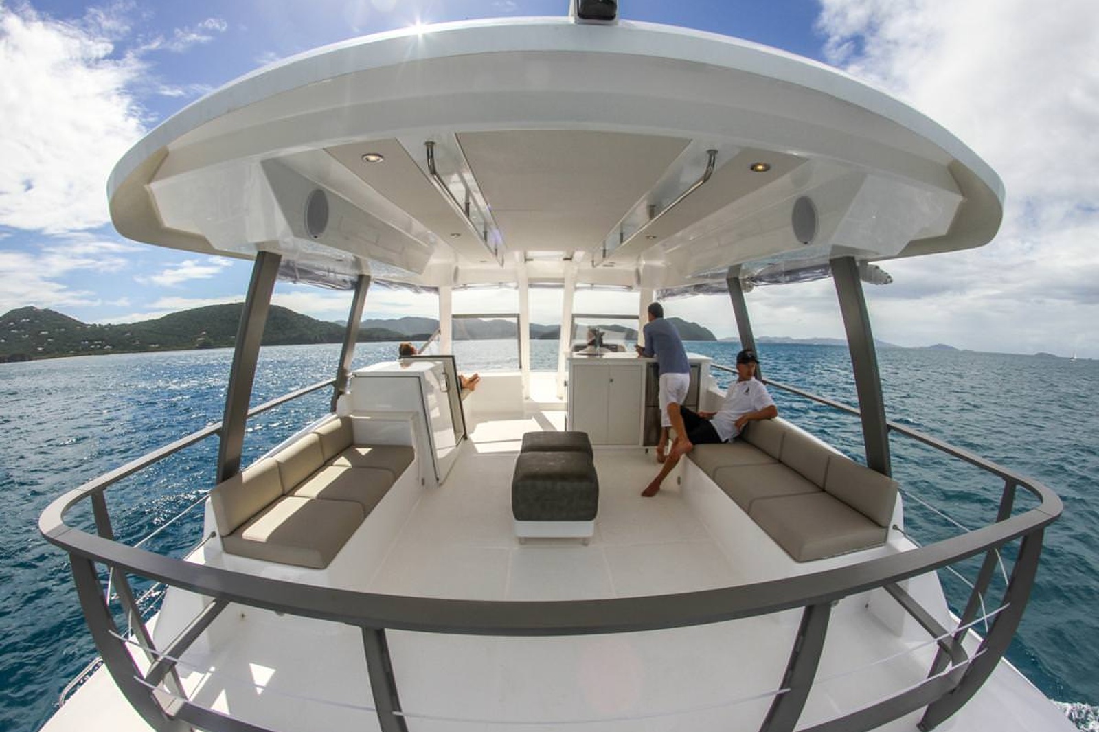 https://www.centralyachtagent.com/yachtadmin/yachtlg/yacht4900/4900brochure5.jpg