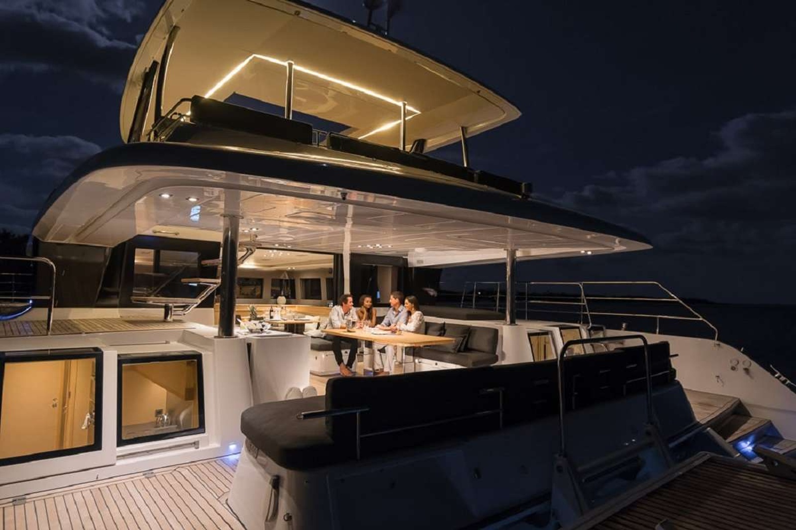 https://www.centralyachtagent.com/yachtadmin/yachtlg/yacht5094/5094brochure13.jpg