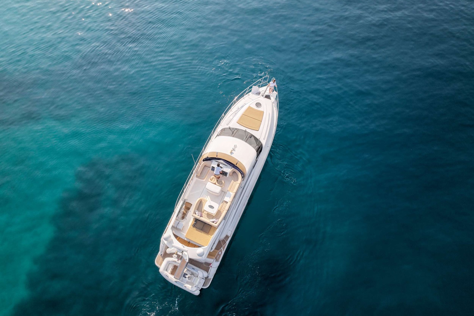 https://www.centralyachtagent.com/yachtadmin/yachtlg/yacht5544/5544brochure8.jpg