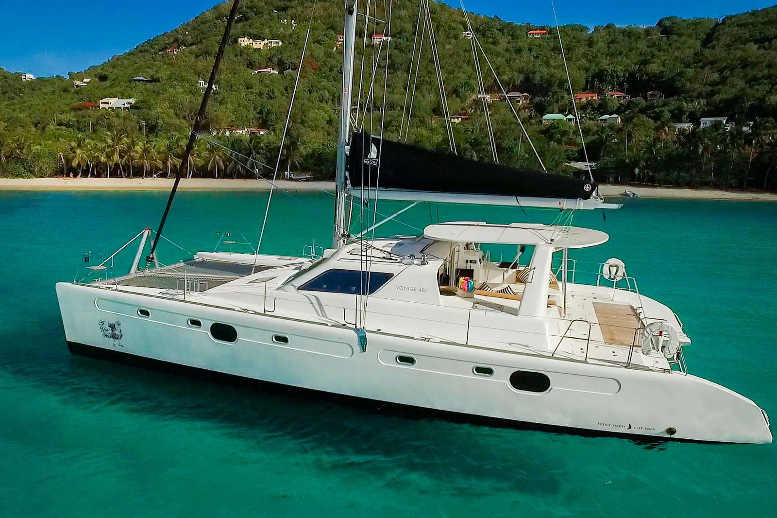 https://www.centralyachtagent.com/yachtadmin/yachtlg/yacht5719/5719brochure1.jpg