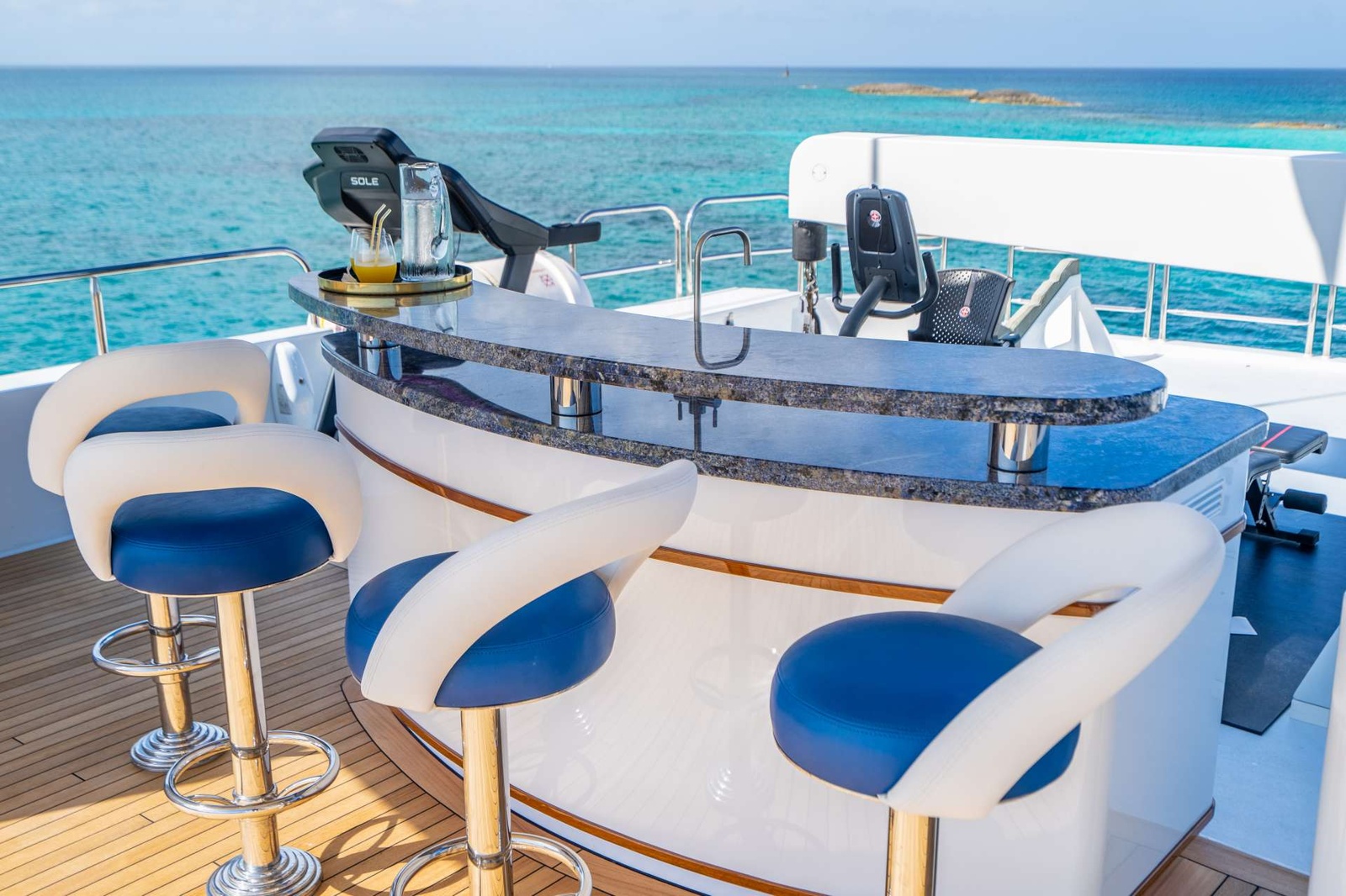 https://www.centralyachtagent.com/yachtadmin/yachtlg/yacht5893/5893brochure5.jpg