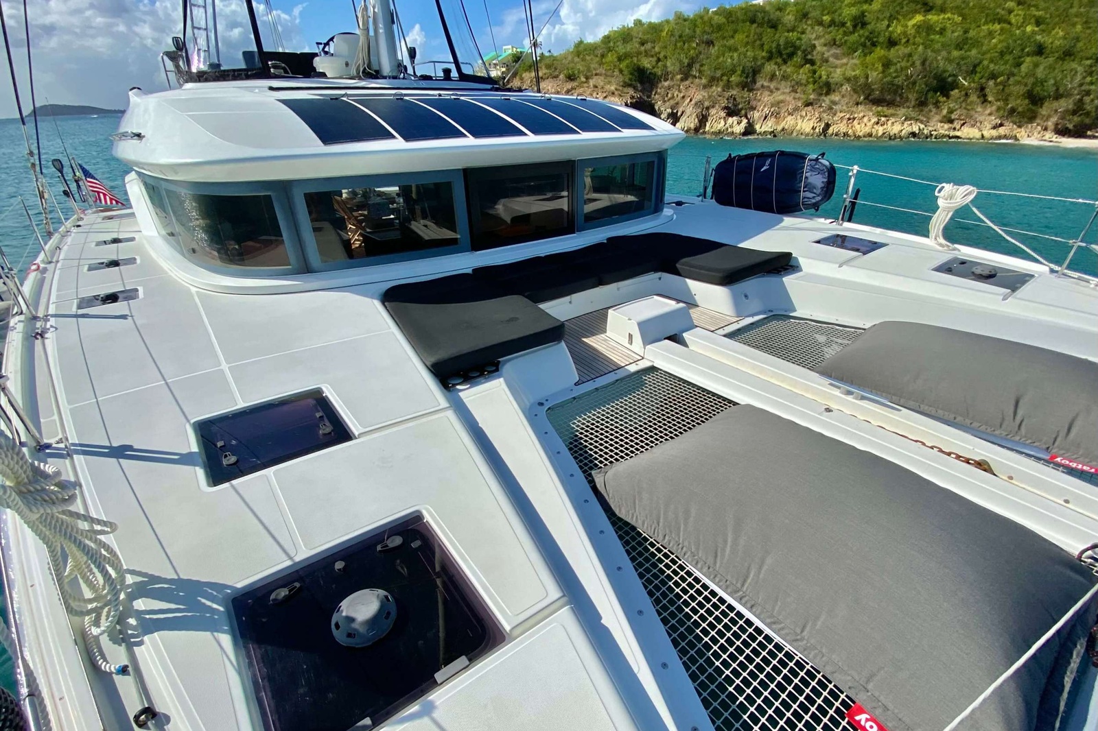 https://www.centralyachtagent.com/yachtadmin/yachtlg/yacht6442/6442brochure5.jpg