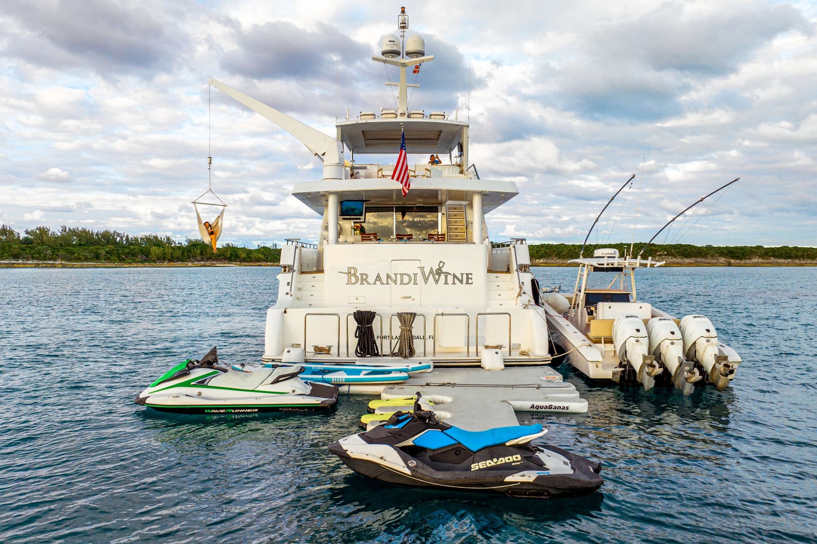 Flybridge view aft