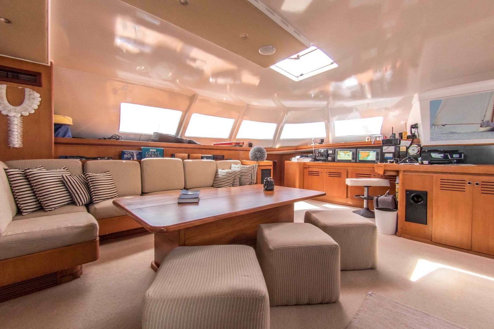 https://www.centralyachtagent.com/yachtadmin/yachtlg/yacht6706/6706brochure2.jpg