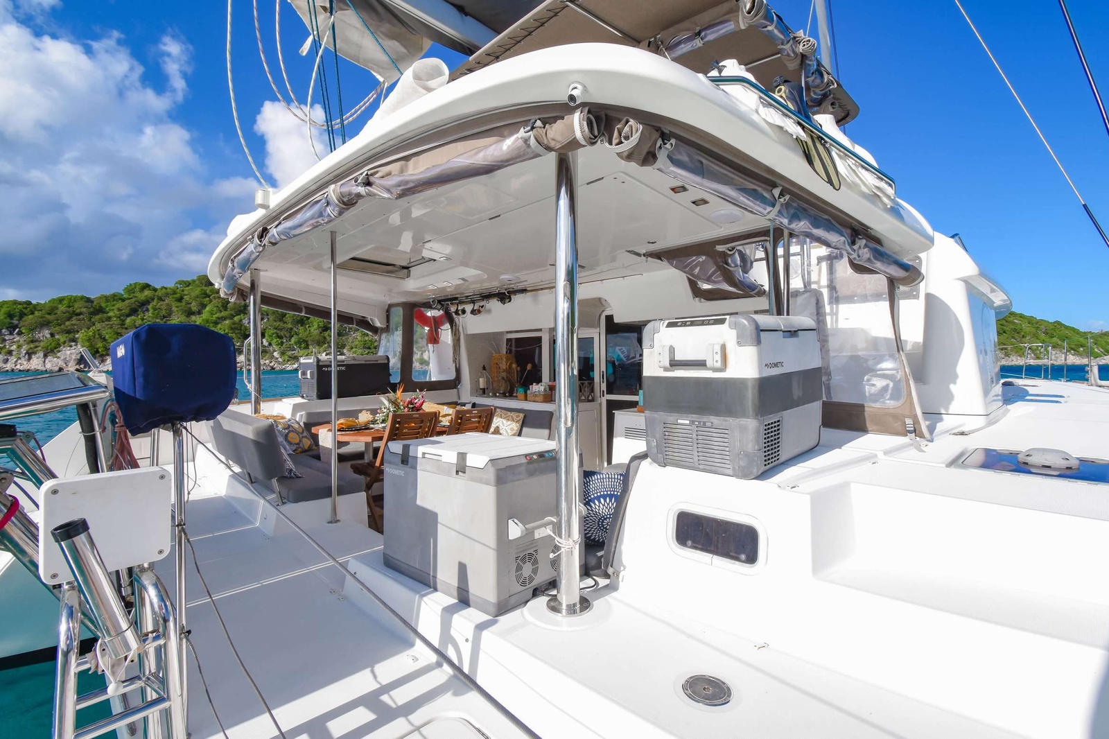 https://www.centralyachtagent.com/yachtadmin/yachtlg/yacht6969/6969brochure9.jpg