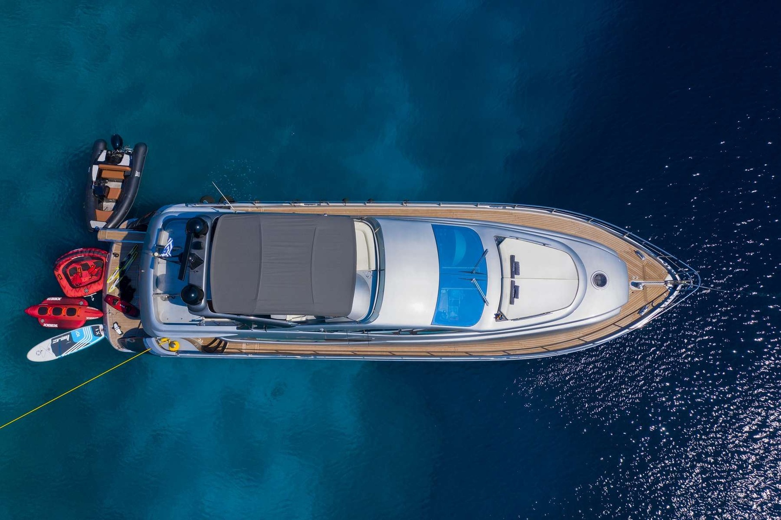 https://www.centralyachtagent.com/yachtadmin/yachtlg/yacht7136/7136brochure18.jpg