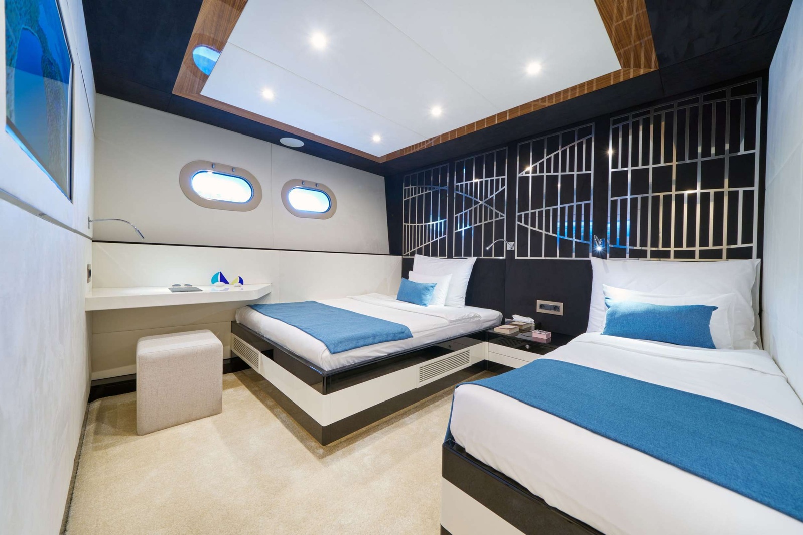 Triple Cabin