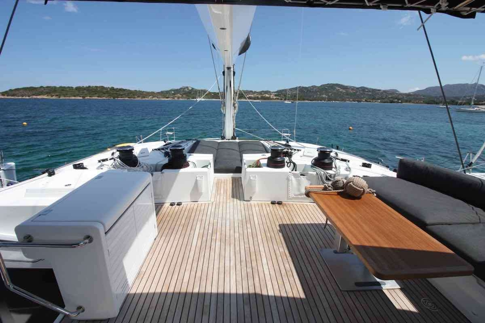 https://www.centralyachtagent.com/yachtadmin/yachtlg/yacht7559/7559brochure5.jpg