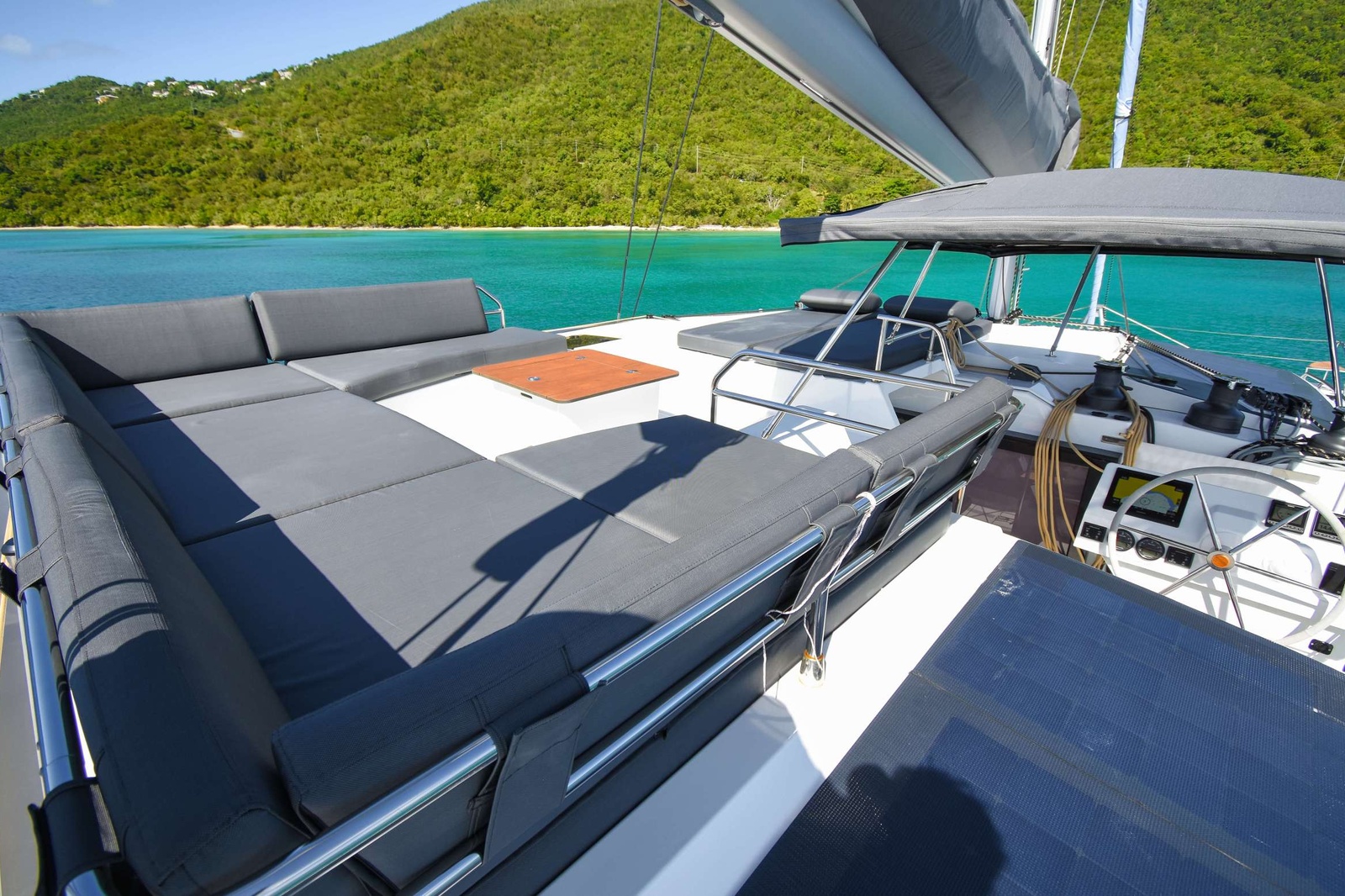 https://www.centralyachtagent.com/yachtadmin/yachtlg/yacht7814/7814brochure6.jpg