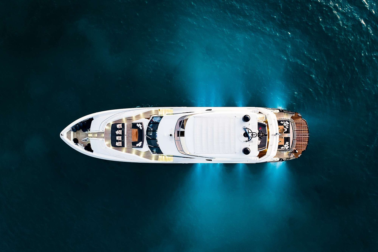 https://www.centralyachtagent.com/yachtadmin/yachtlg/yacht7925/7925brochure16.jpg