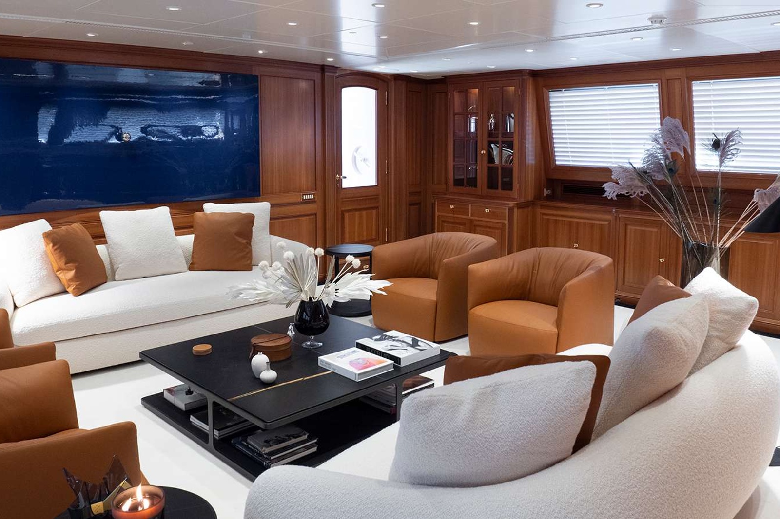 https://www.centralyachtagent.com/yachtadmin/yachtlg/yacht8144/8144brochure5.jpg