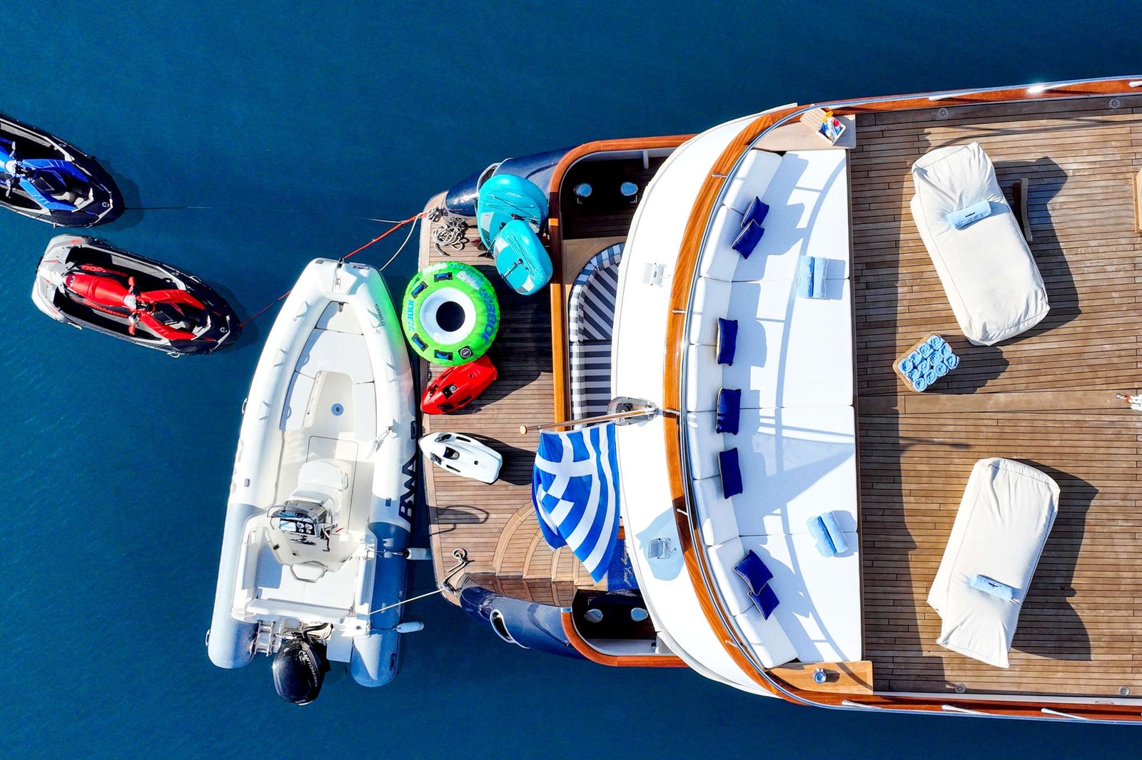Aerial view & Water toys 