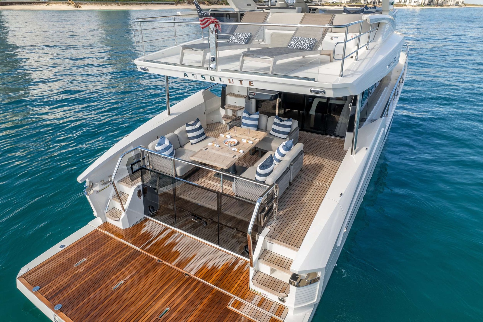 Aft Flybridge - Alfresco Dining - Swim Platform