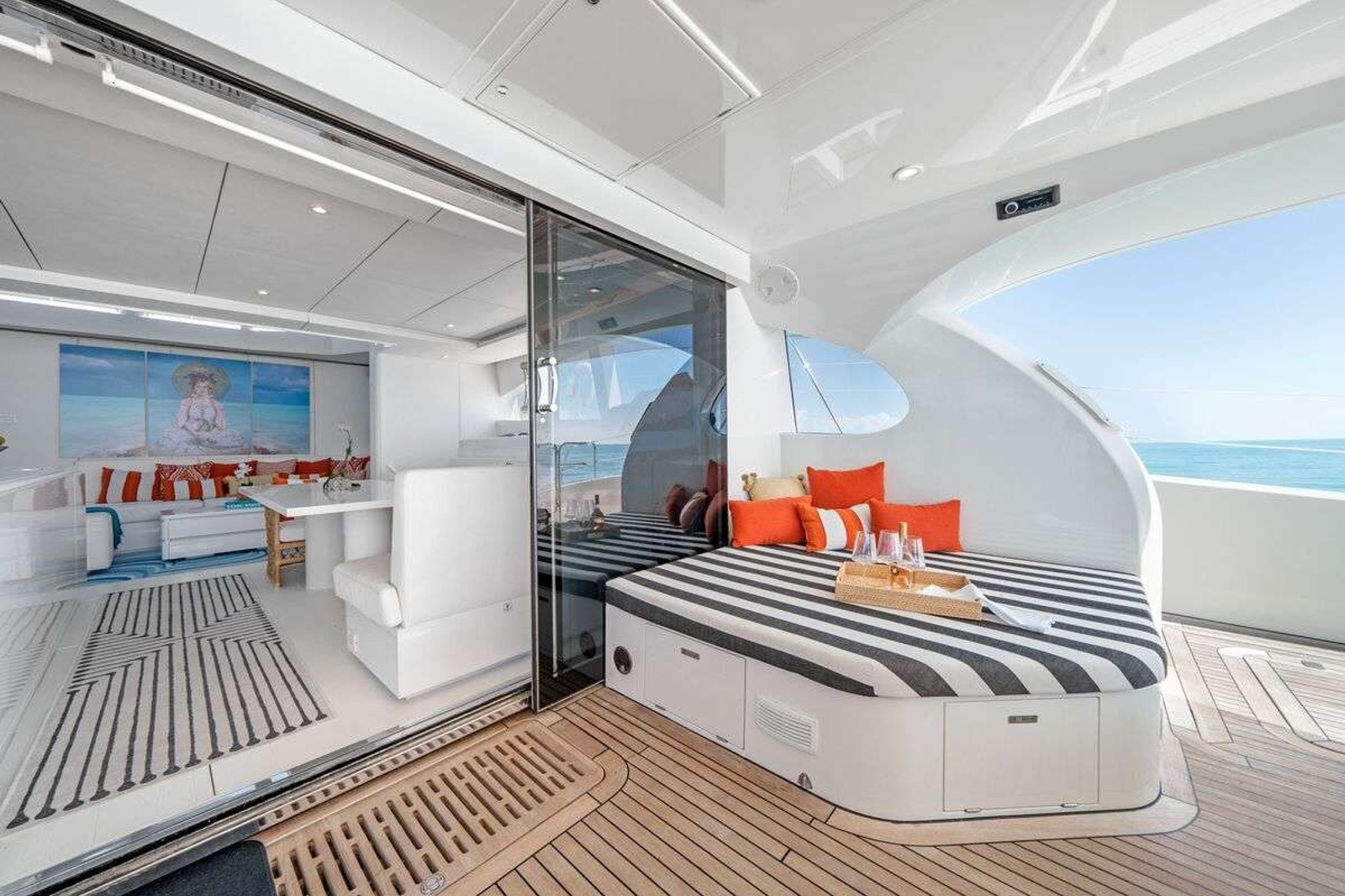 https://www.centralyachtagent.com/yachtadmin/yachtlg/yacht8568/8568brochure8.jpg