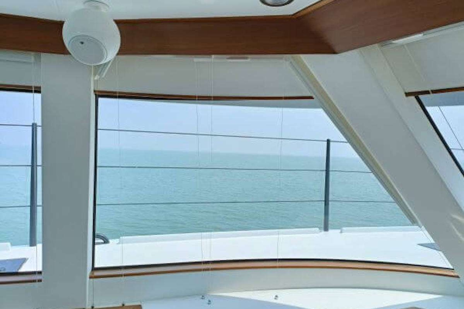 https://www.centralyachtagent.com/yachtadmin/yachtlg/yacht8776/8776brochure19.jpg