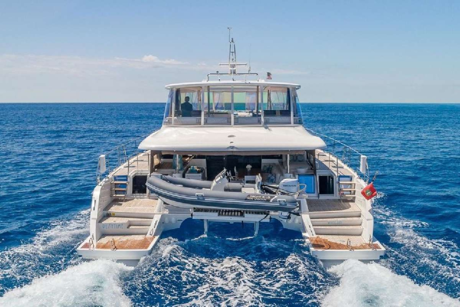 https://www.centralyachtagent.com/yachtadmin/yachtlg/yacht8846/8846brochure17.jpg