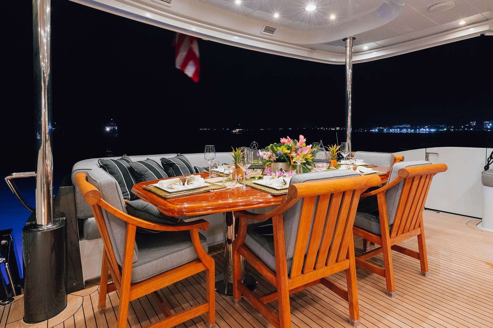 Aft-deck Dining