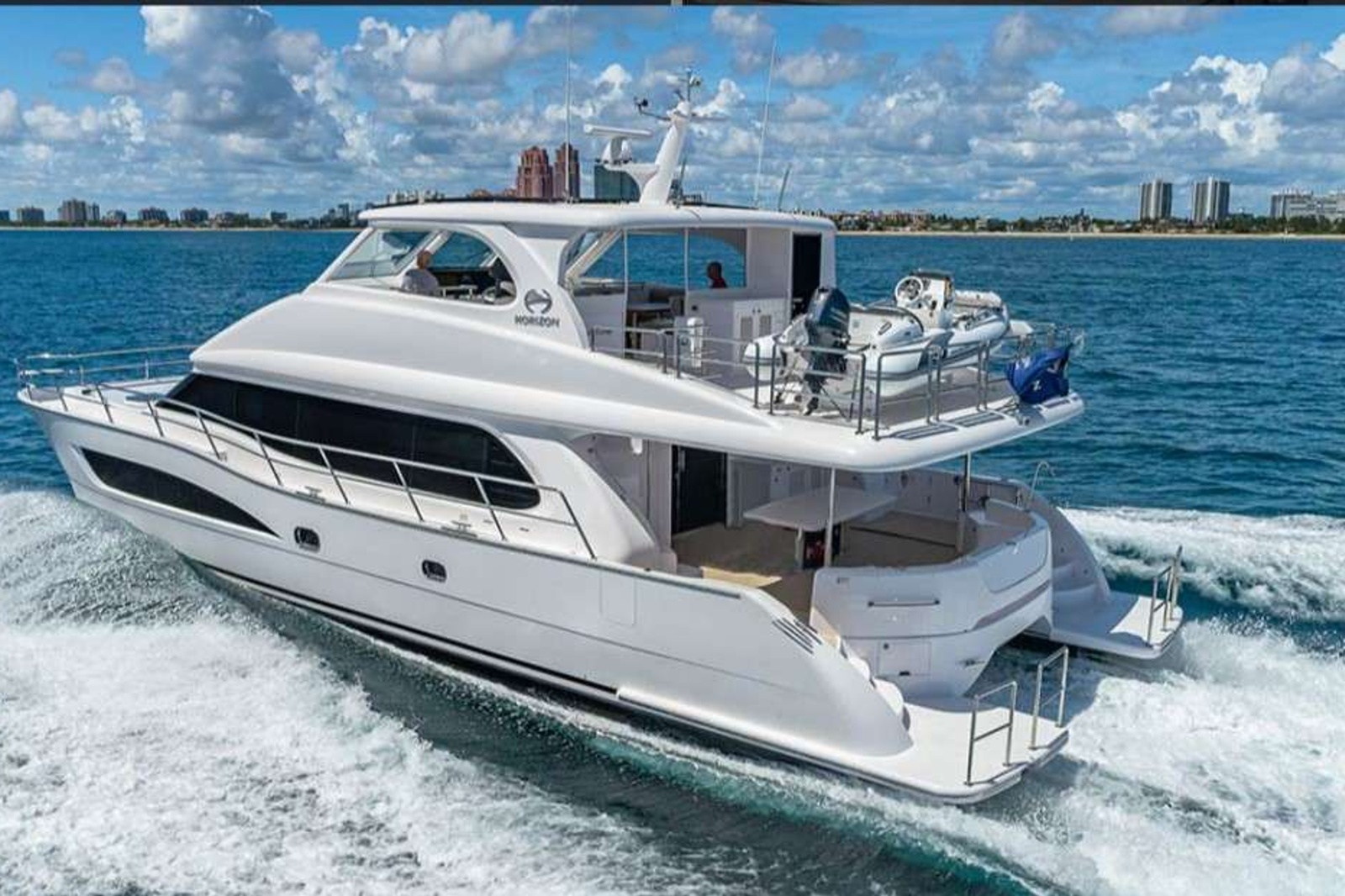 https://www.centralyachtagent.com/yachtadmin/yachtlg/yacht9298/9298brochure1.jpg