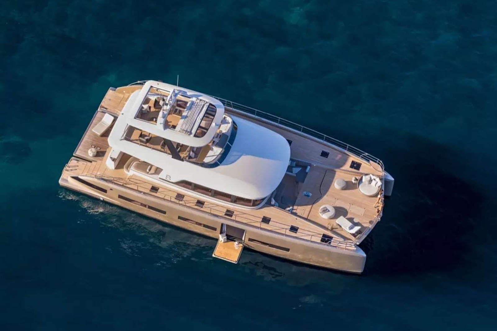 https://www.centralyachtagent.com/yachtadmin/yachtlg/yacht9302/9302brochure4.jpg