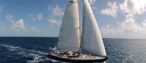 https://www.centralyachtagent.com/yachtadmin/yachtimg/yacht1023/1023brochure1.jpg