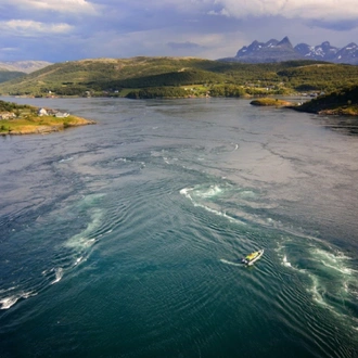 tourhub | World Sea Explorers AS | Sailing the Helgeland Coast of Norway 