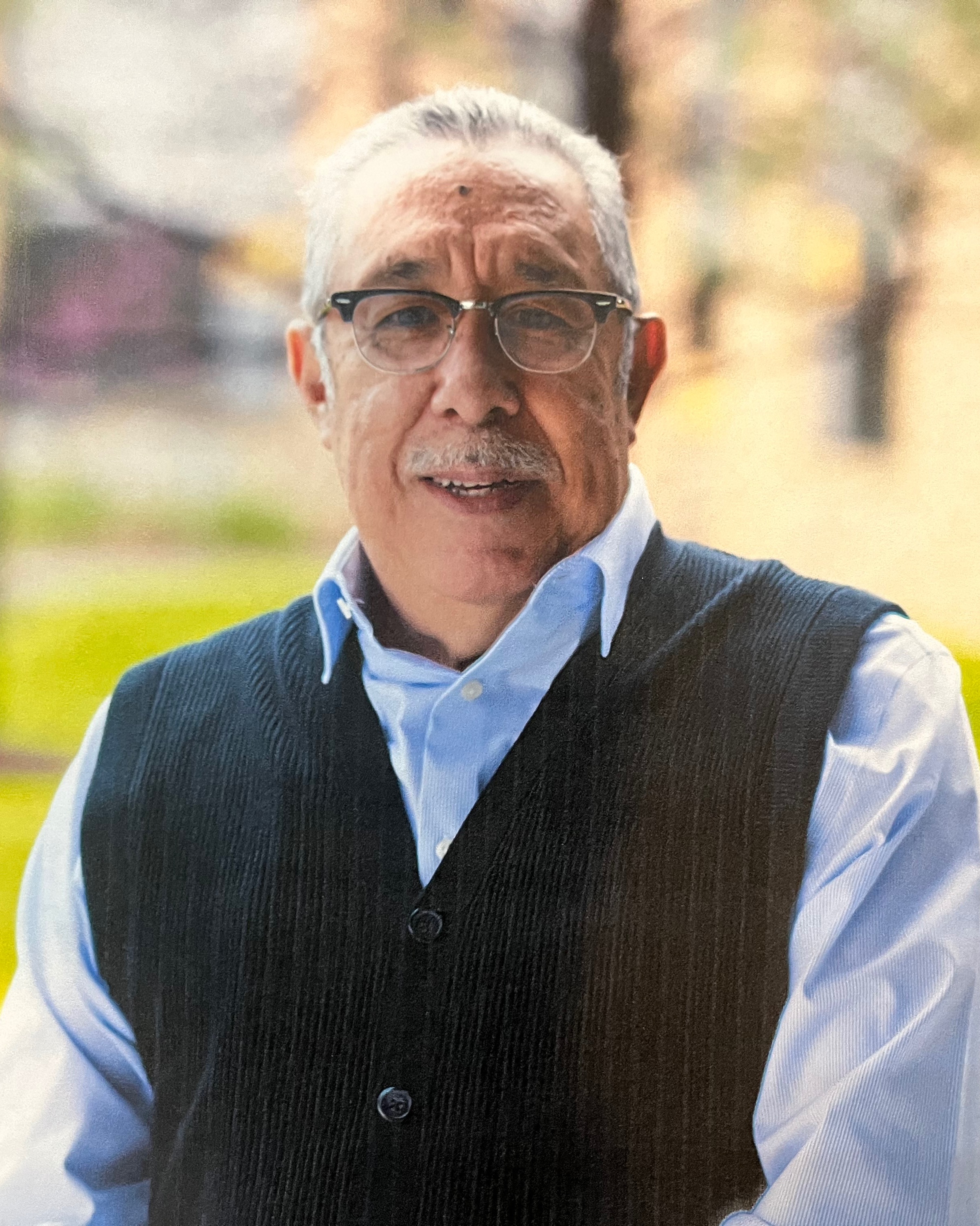 Sergio R. Santillano Profile Photo