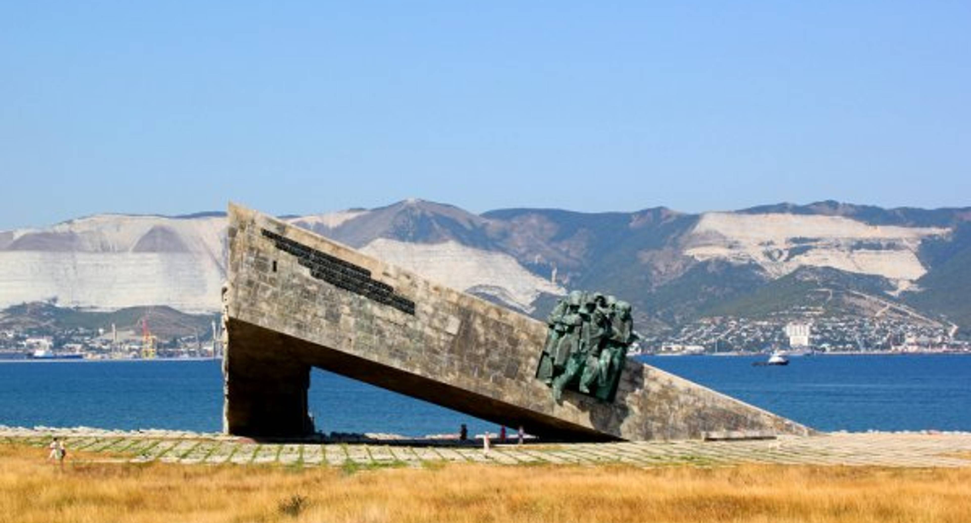 In places of military glory in Novorossiysk.