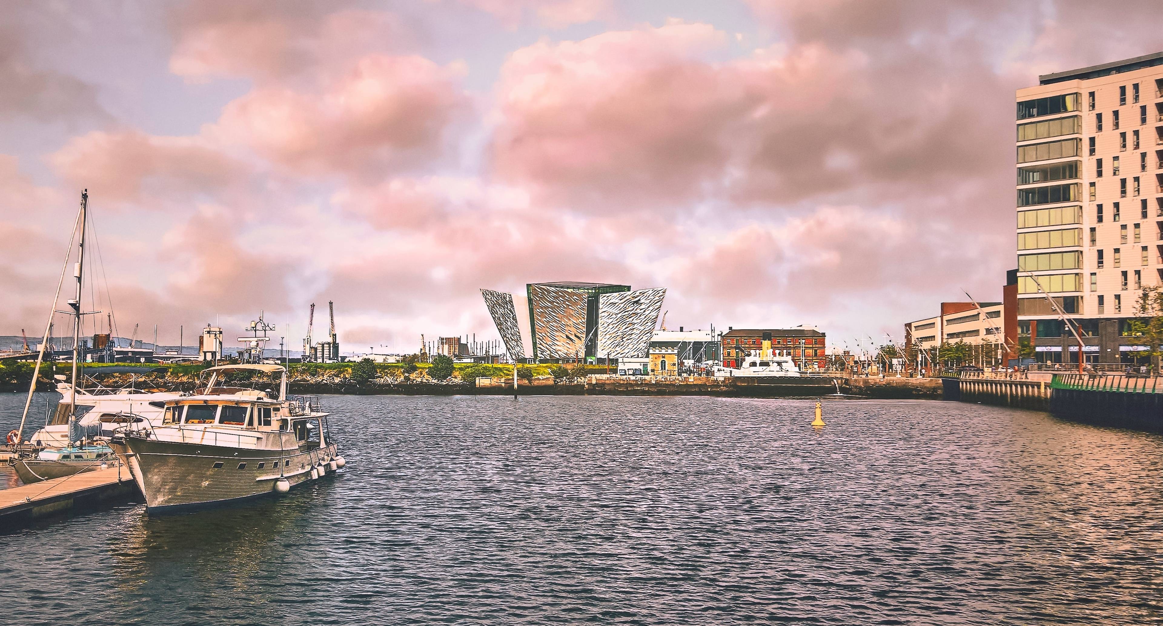 Erleben Sie das Beste von Liverpool und entdecken Sie die maritime Vergangenheit der Stadt
