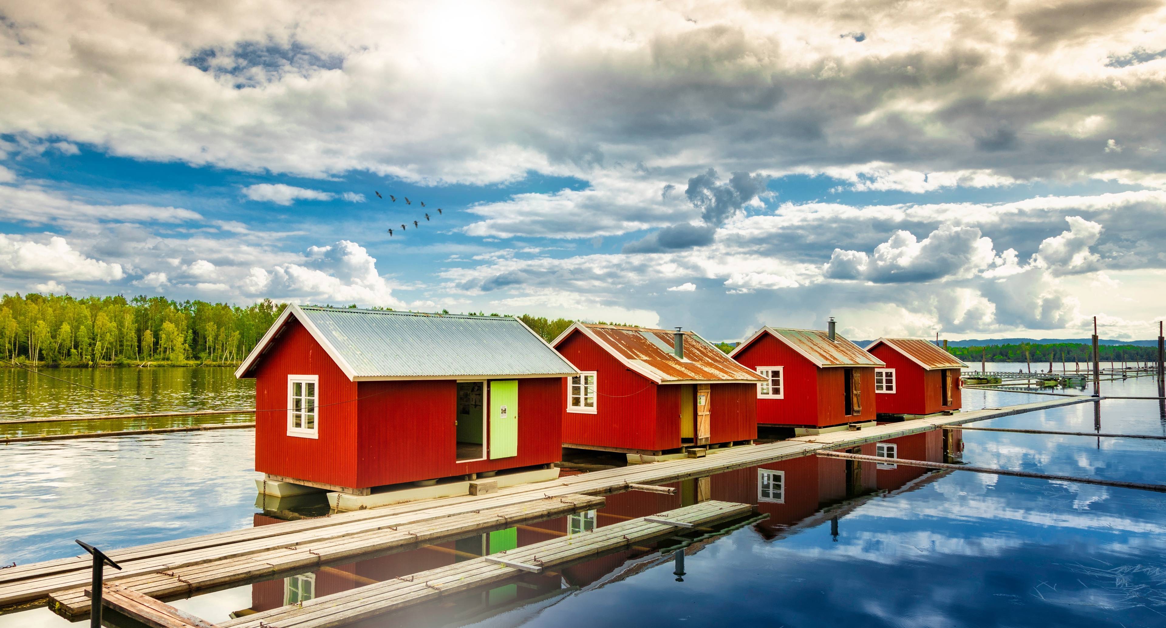Fröhliches Abenteuer durch das norwegische Land & erfrischende Orte