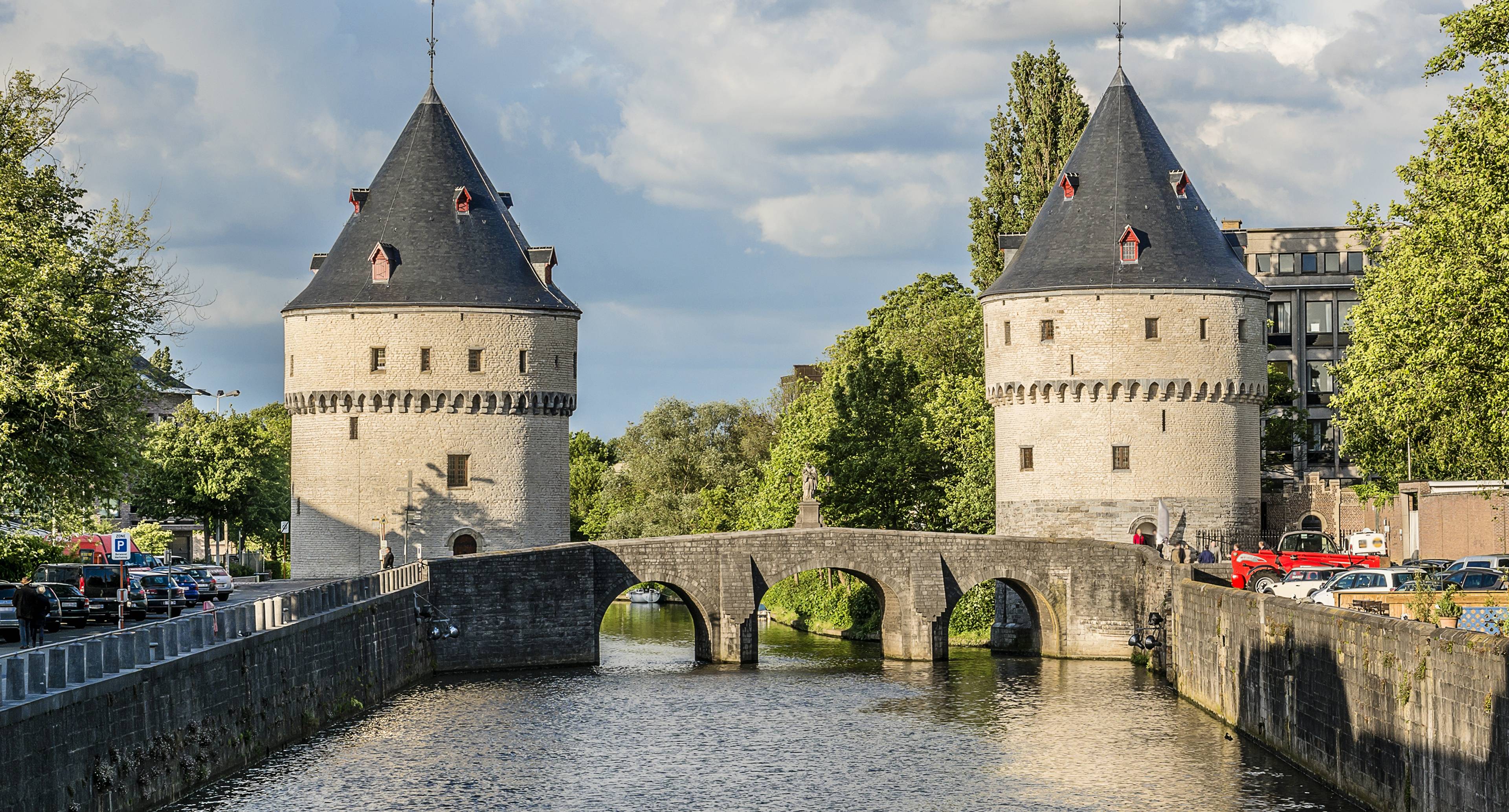 Explorar el rico patrimonio de Gante y Kortrijk