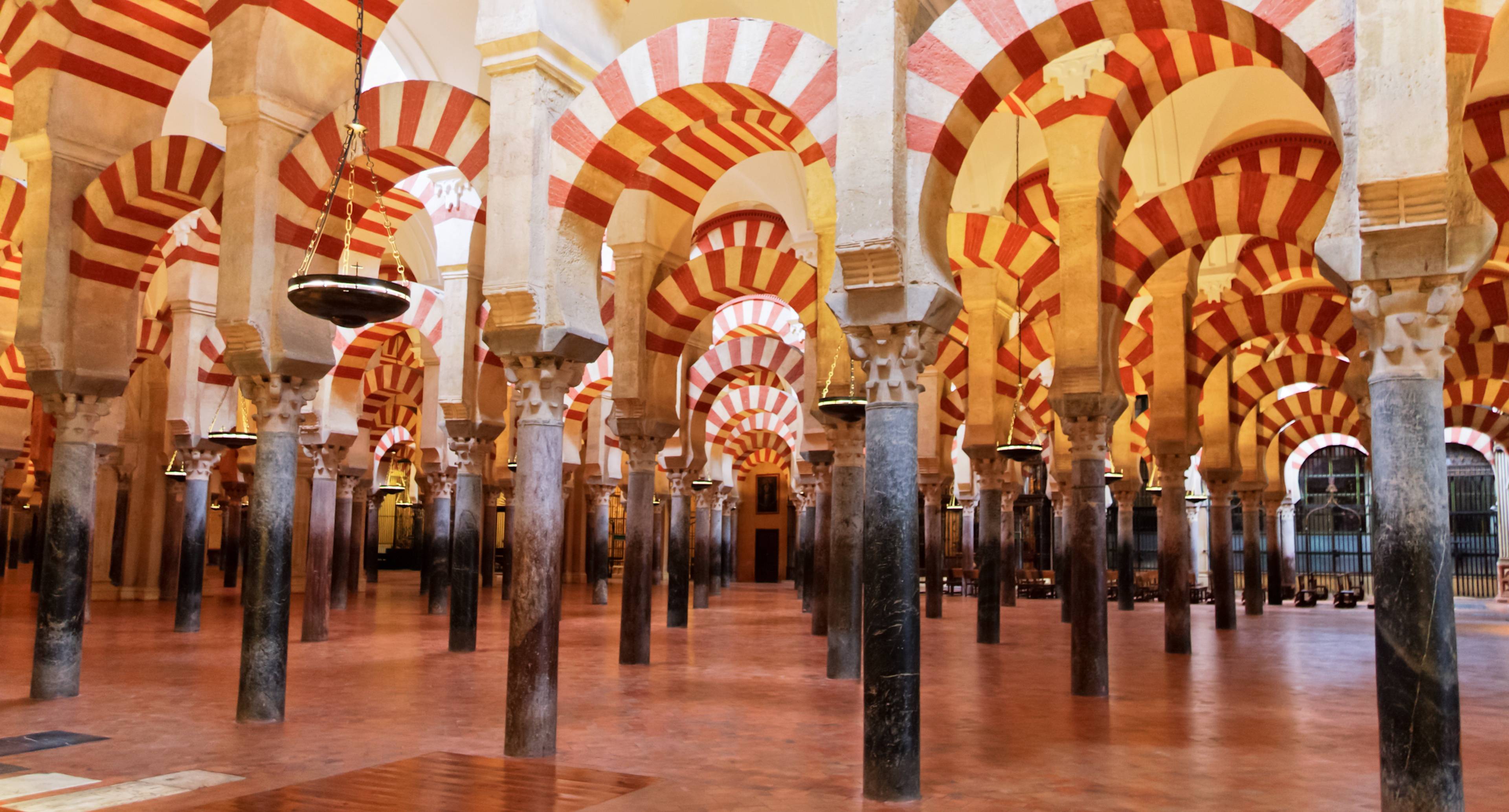 Córdoba, the City of Courtyards and the Great Mosque