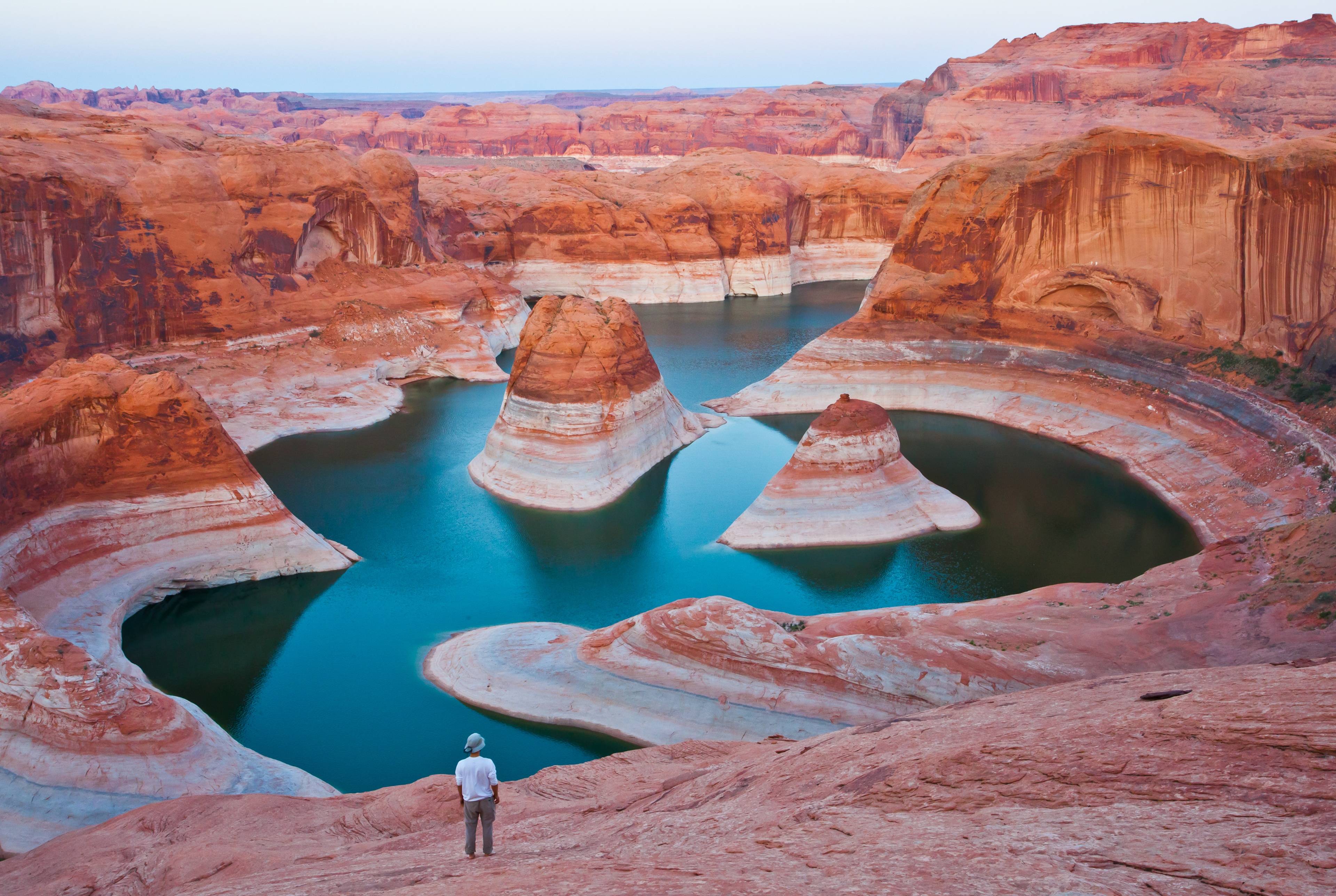 Voyagez à travers l'Arizona, l'Utah et le Nevada et découvrez les merveilles naturelles du Sud-Ouest.