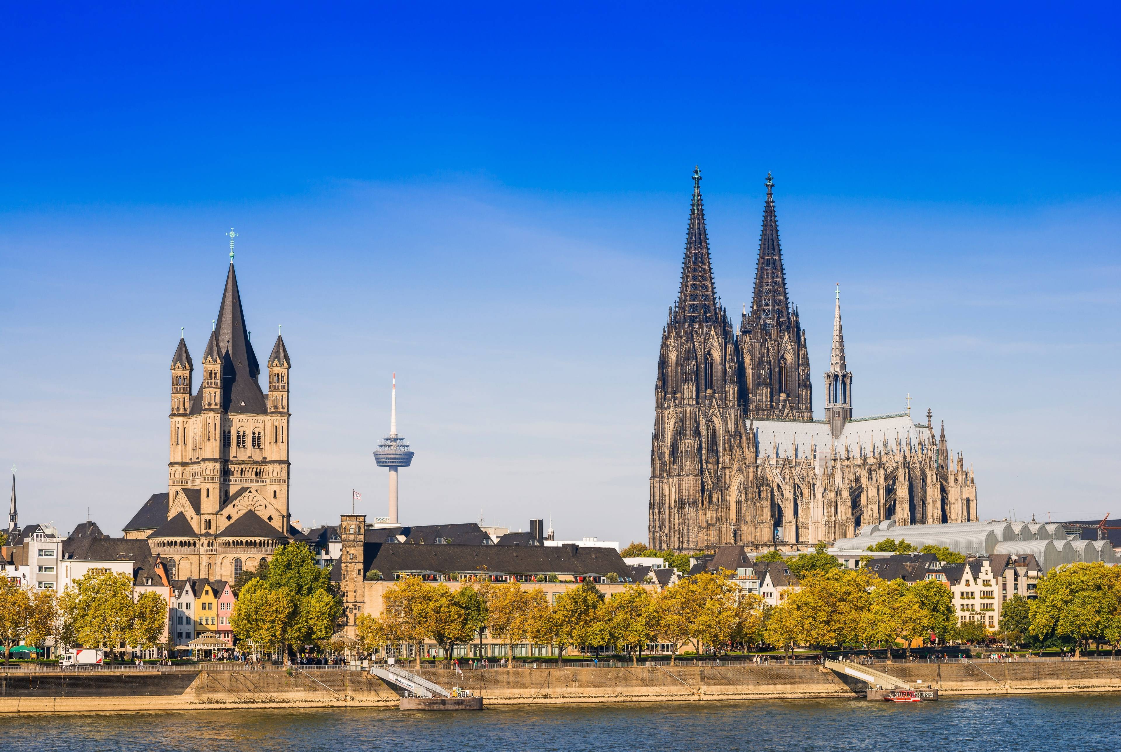 Gondoles et ambiance gothique à Cologne