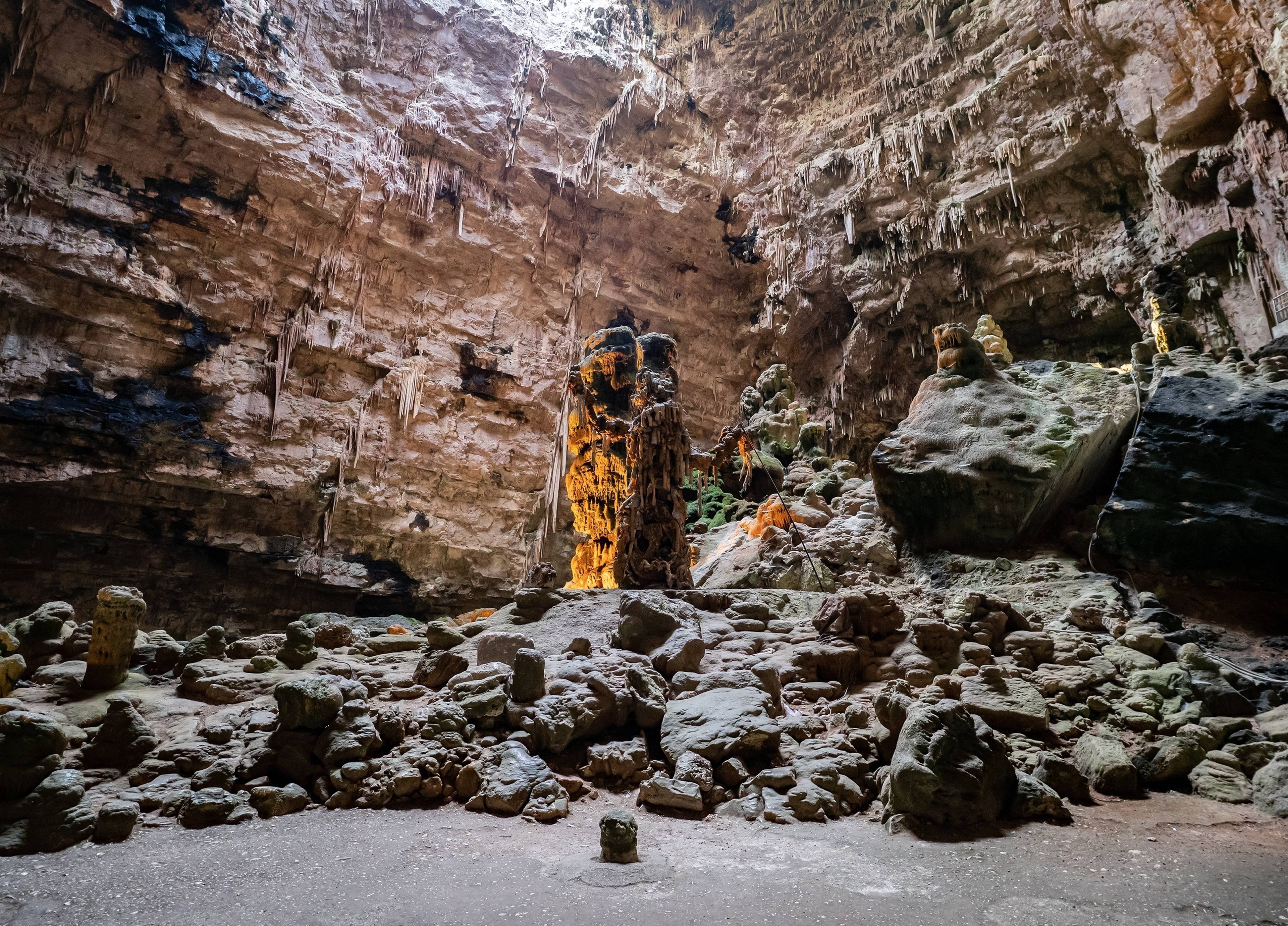 Пещеры Кастеллана