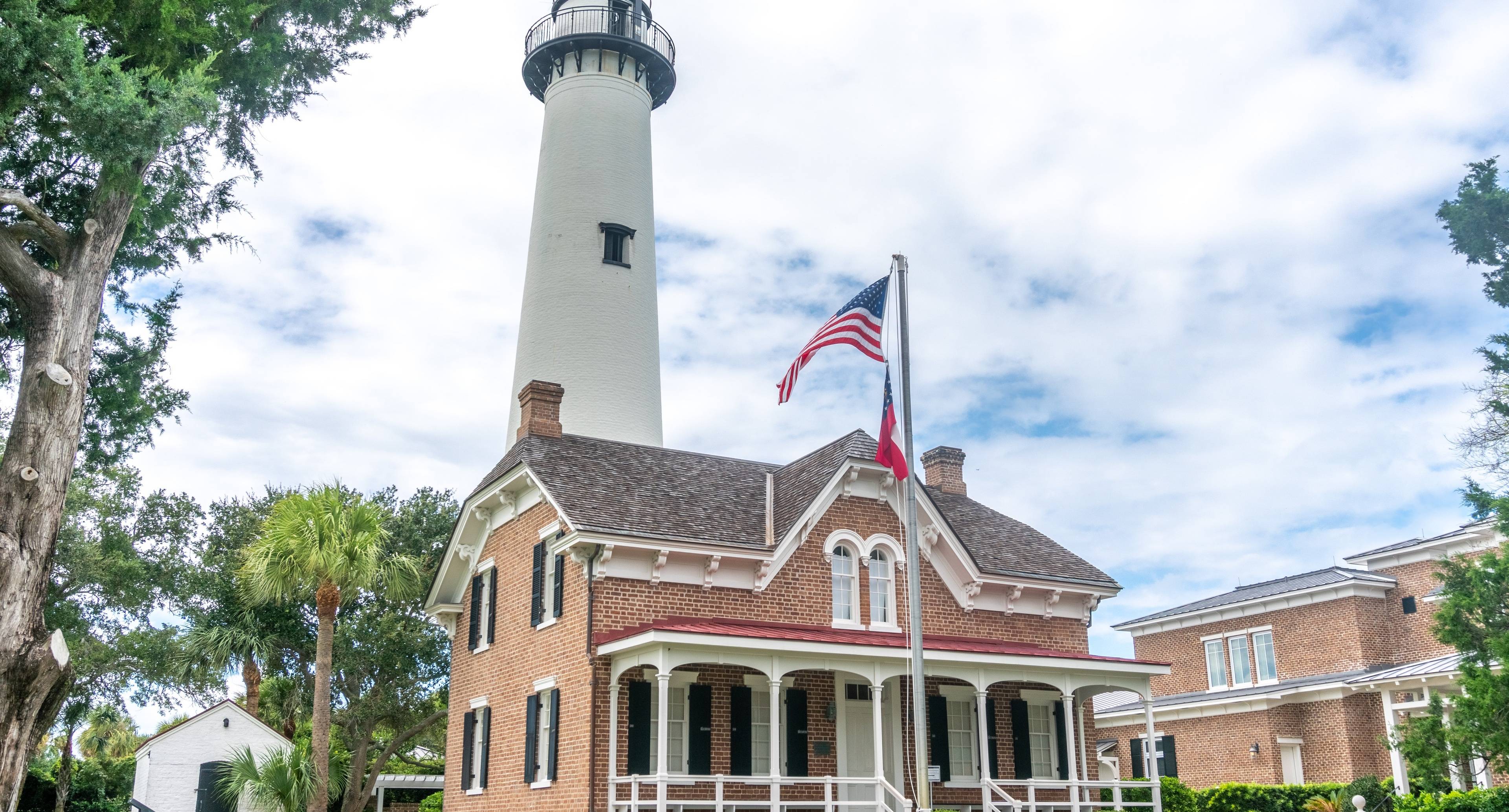 Spend time in Jekyll Island and St Simons