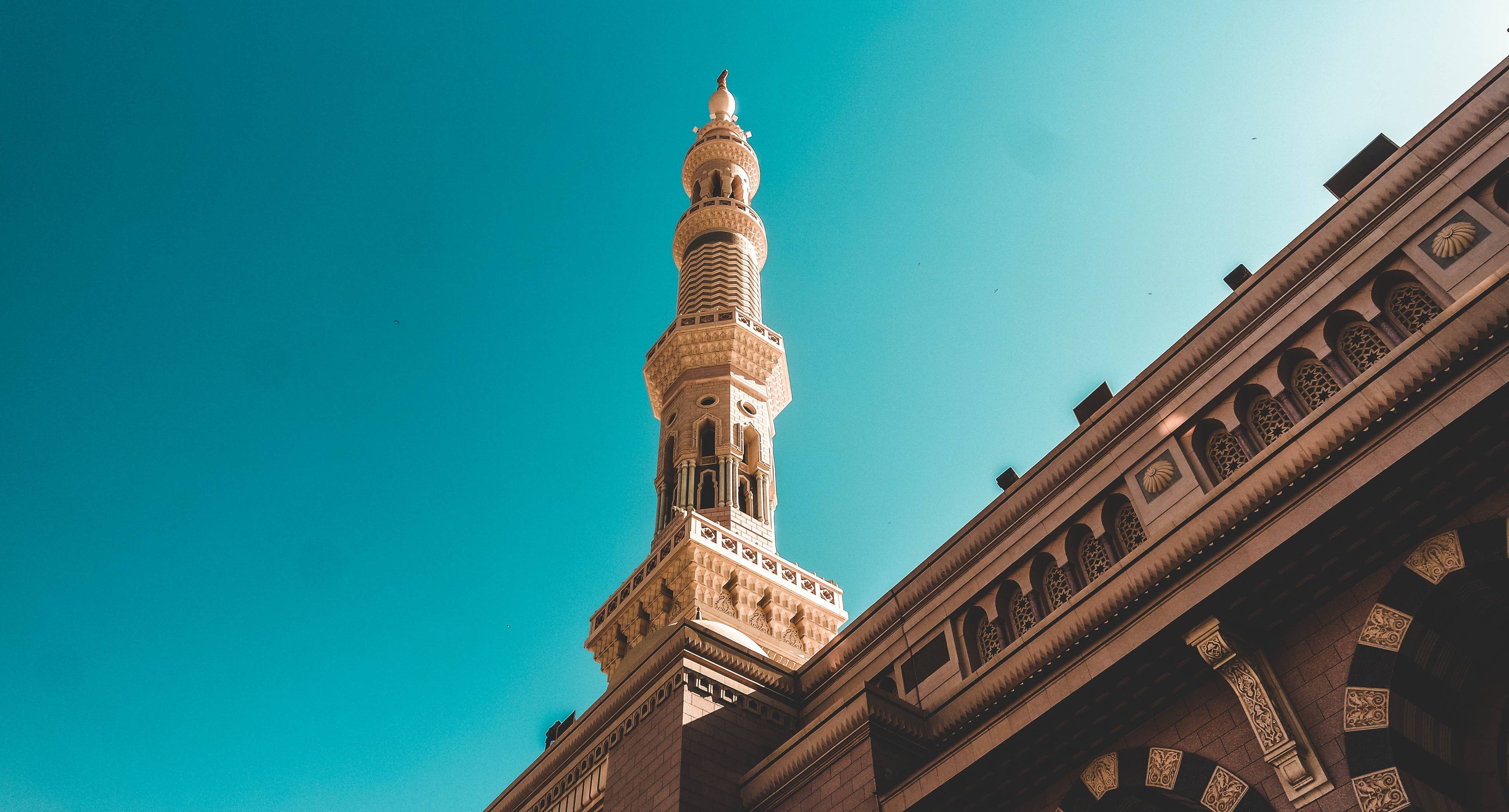 Medina: Stufen, Kuppeln und Minarette