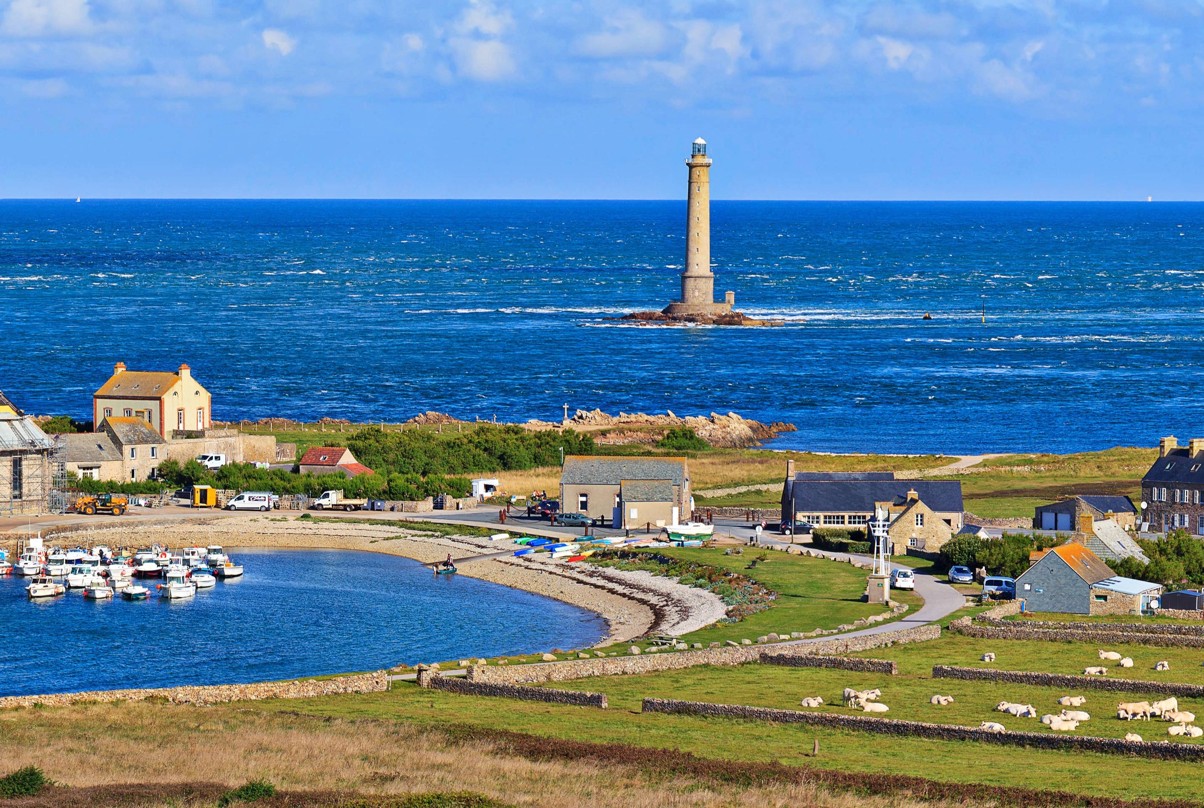 Sightseeing Cherbourg and the Cotentin Peninsula