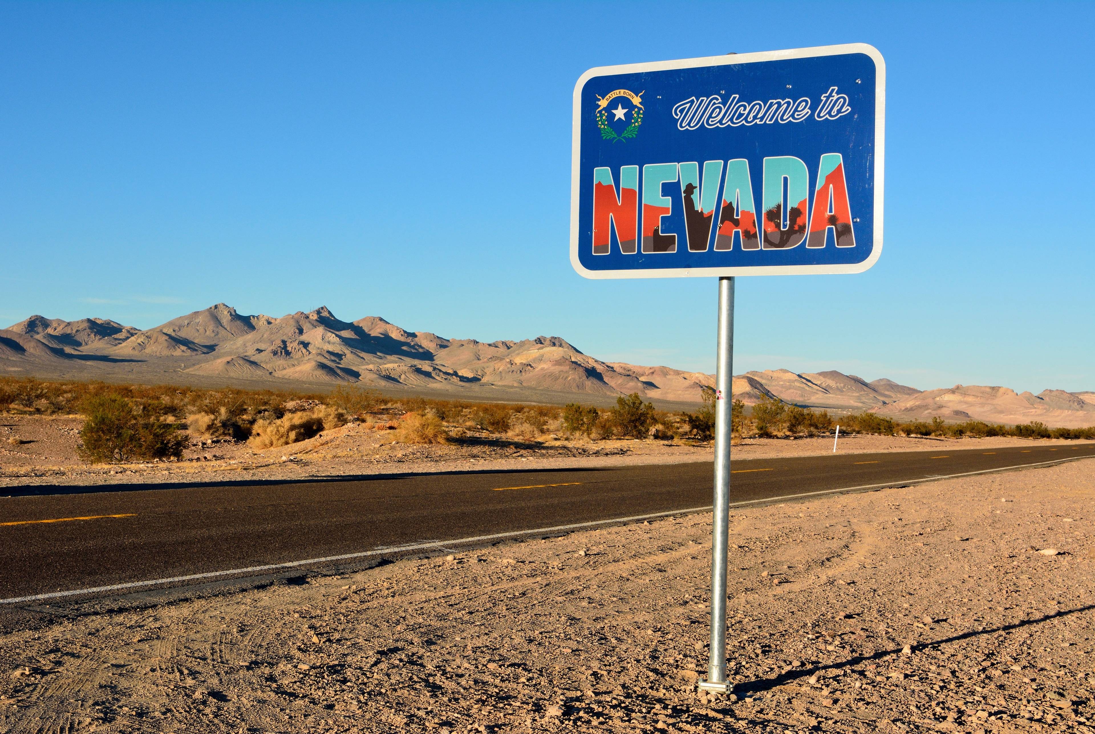 ⚡️ Las Vegas to Los Angeles: A Historic Road Trip Between Sun-Drenched States