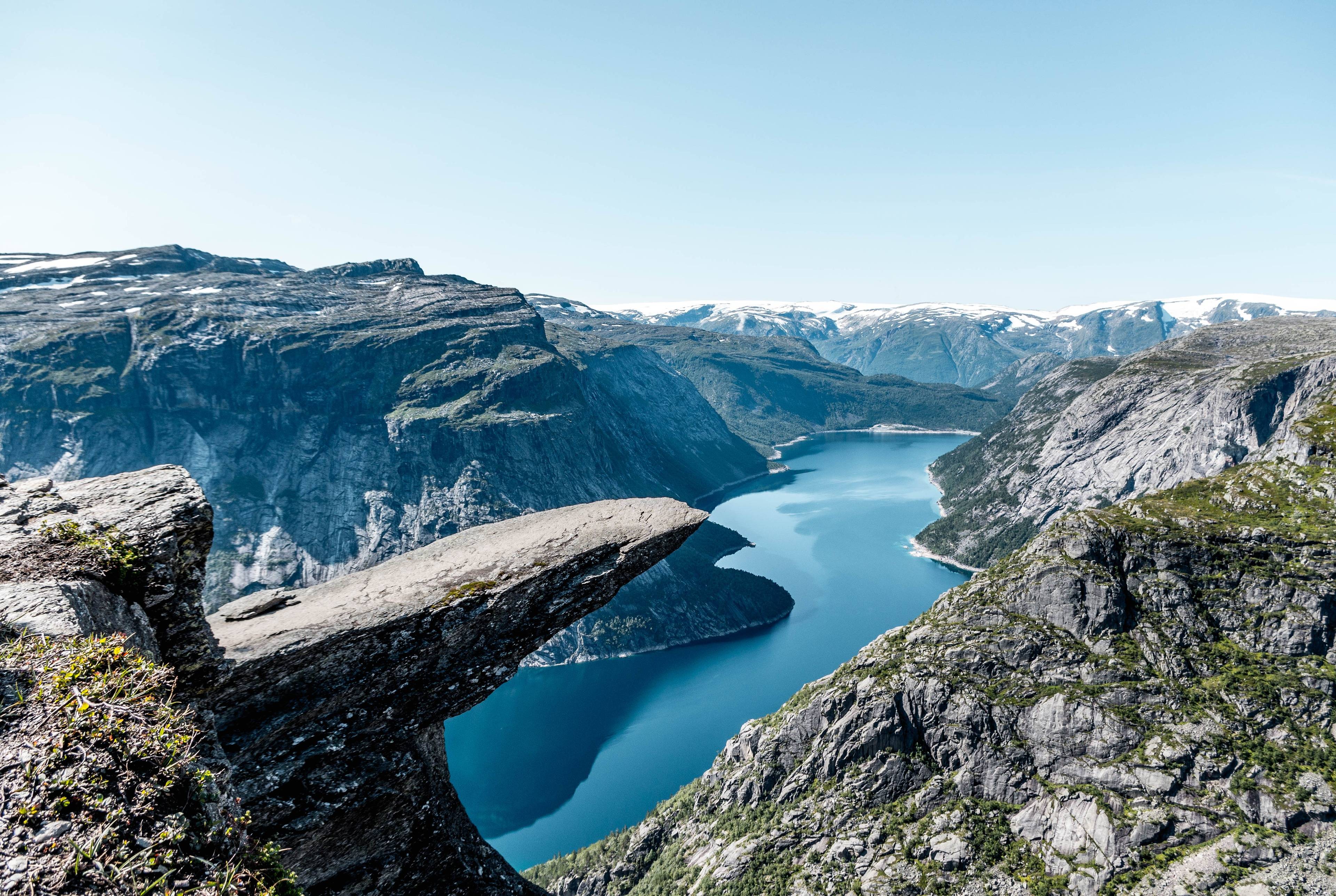 Estar en la cima del mundo: Viaje de fin de semana de Bergen a Trolltunga