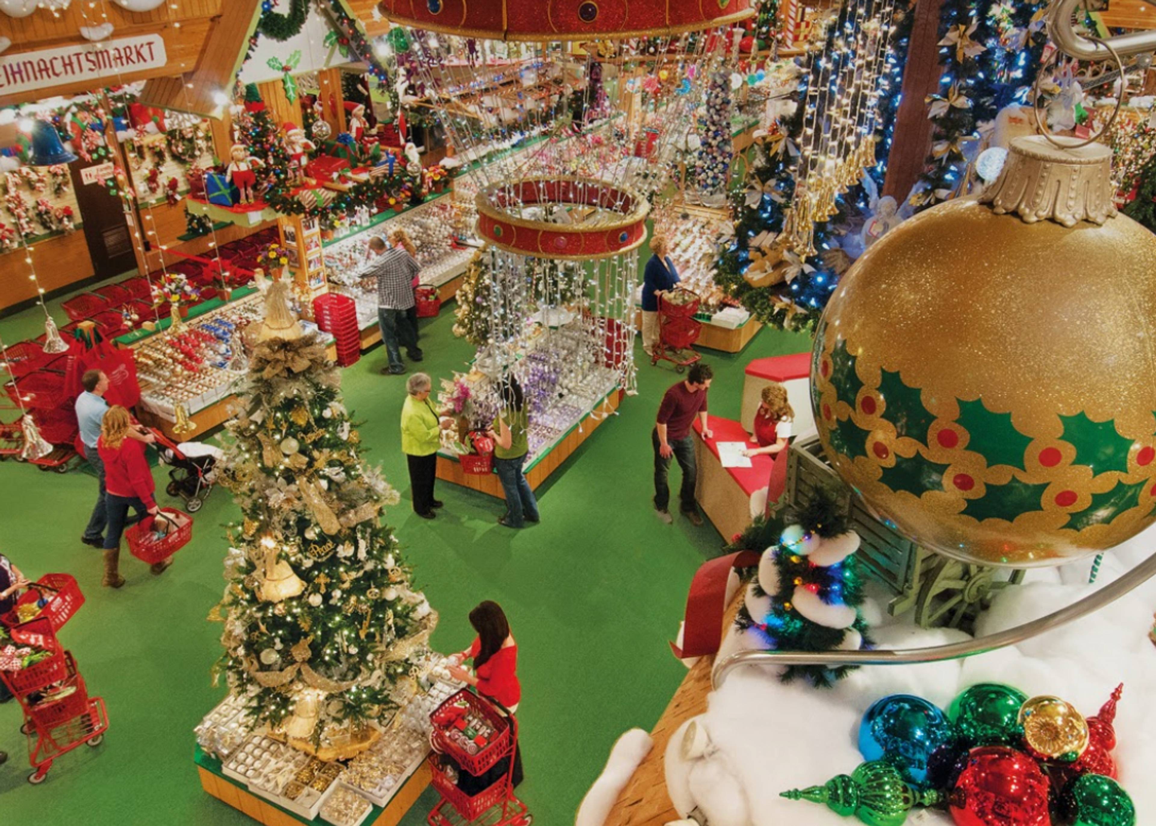 Bronner's Christmas Wonderland