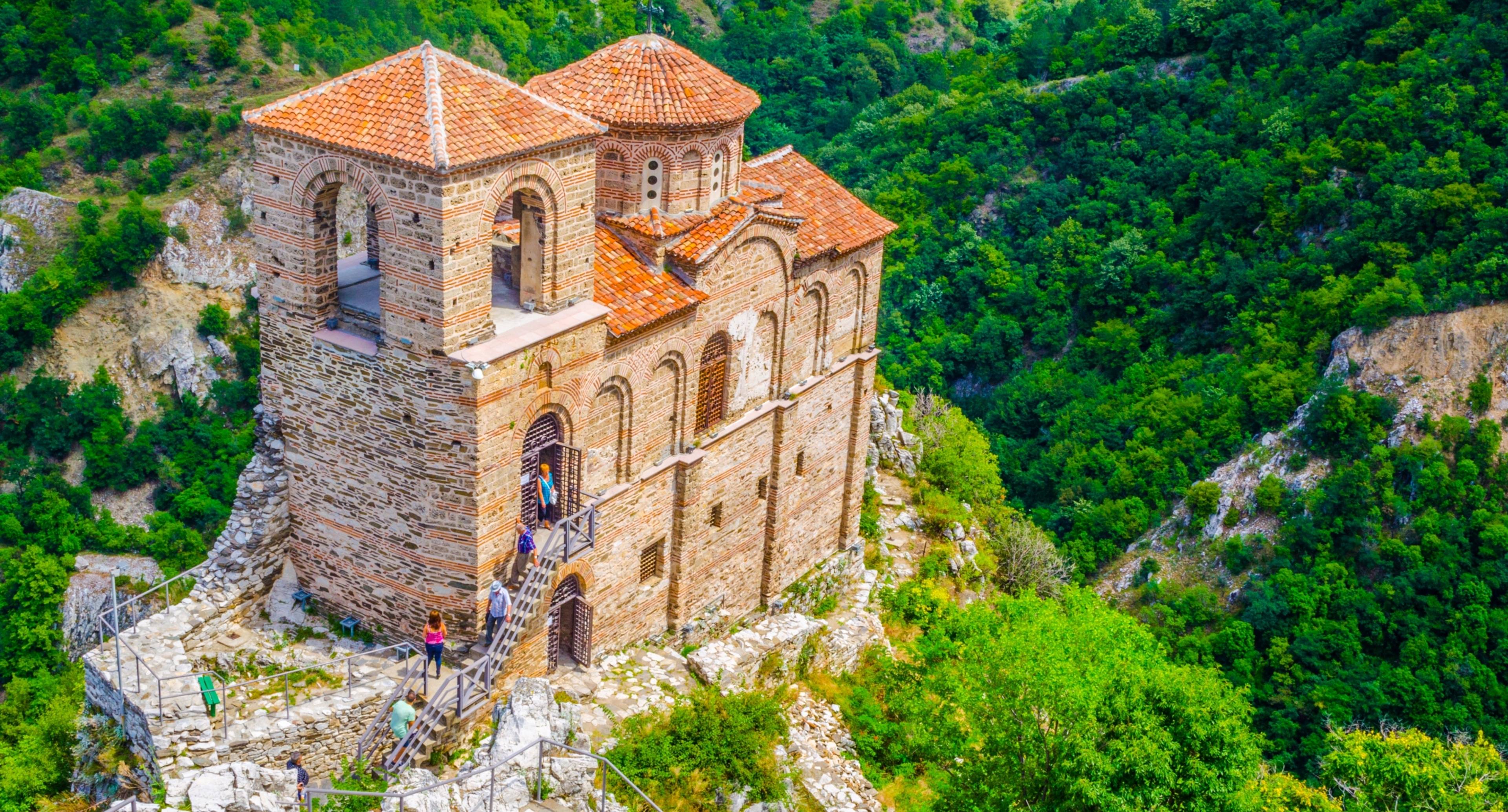 Experiencing the Best of Religion, History and Nature of Bulgaria