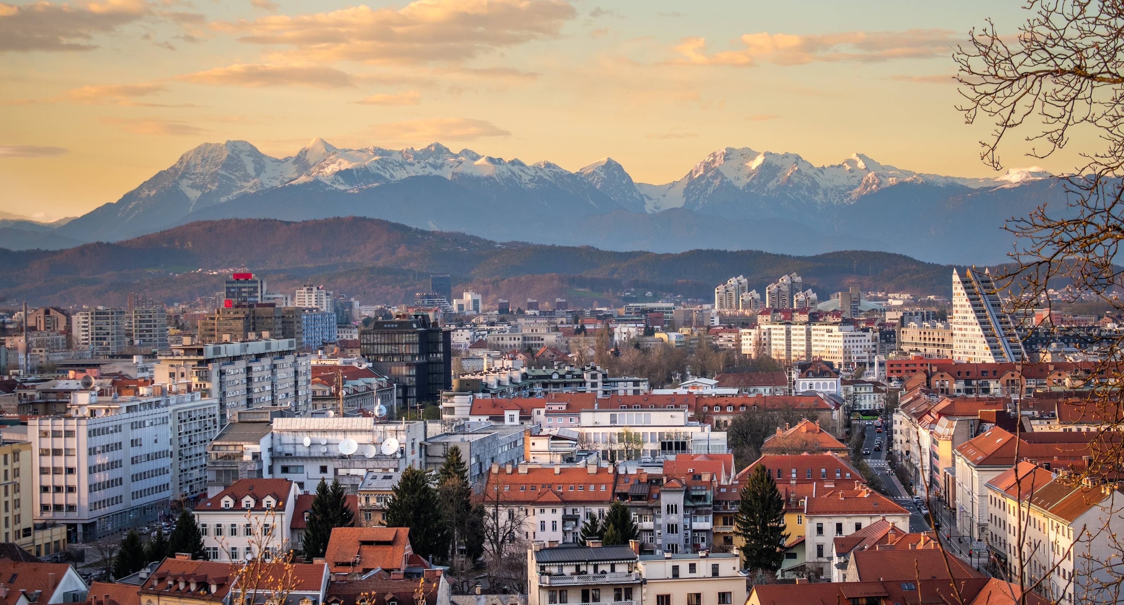 Captivating Kamnik Castles, Gardens and History