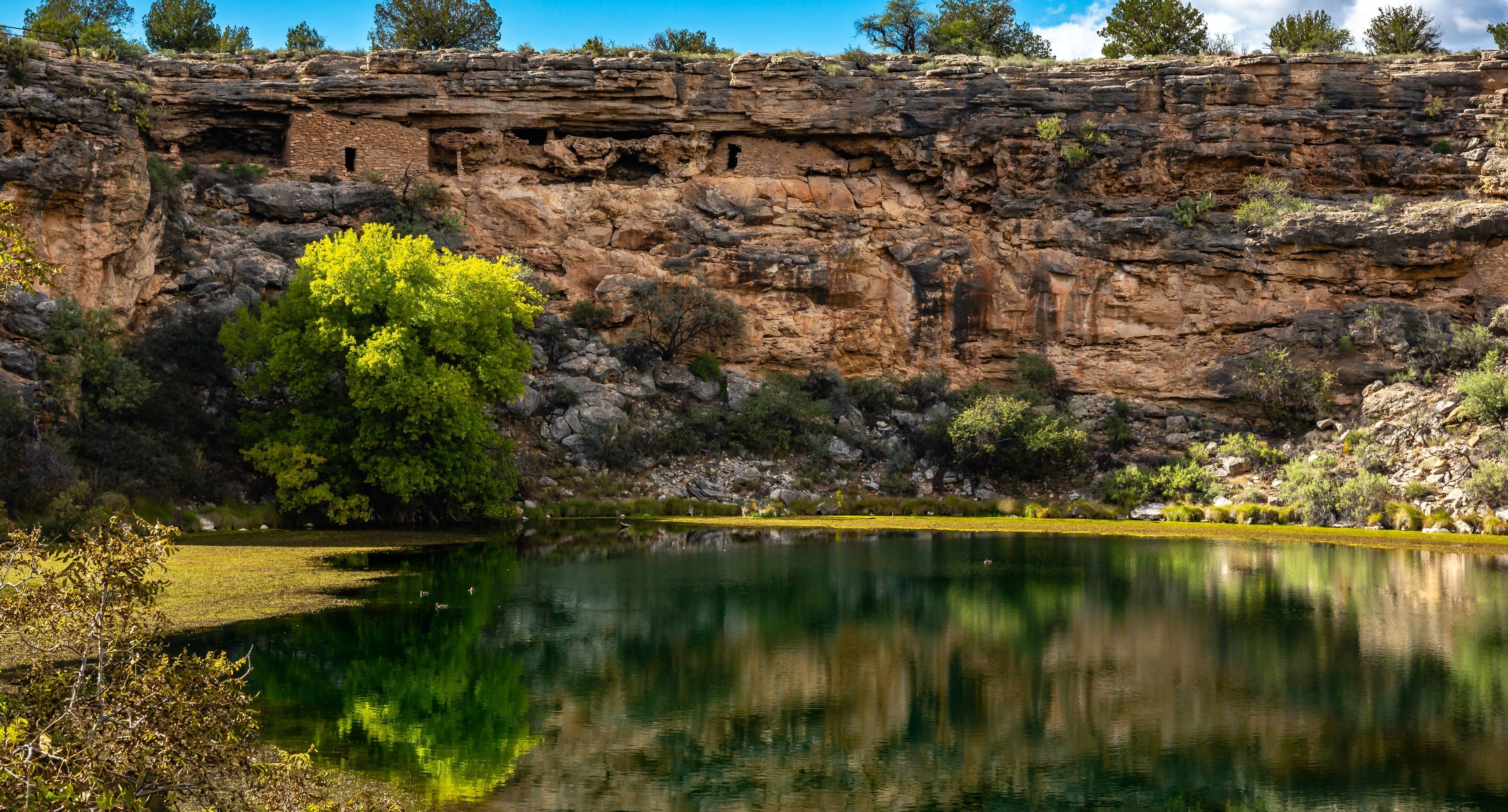 An Afternoon Drive from Phoenix through Sedona