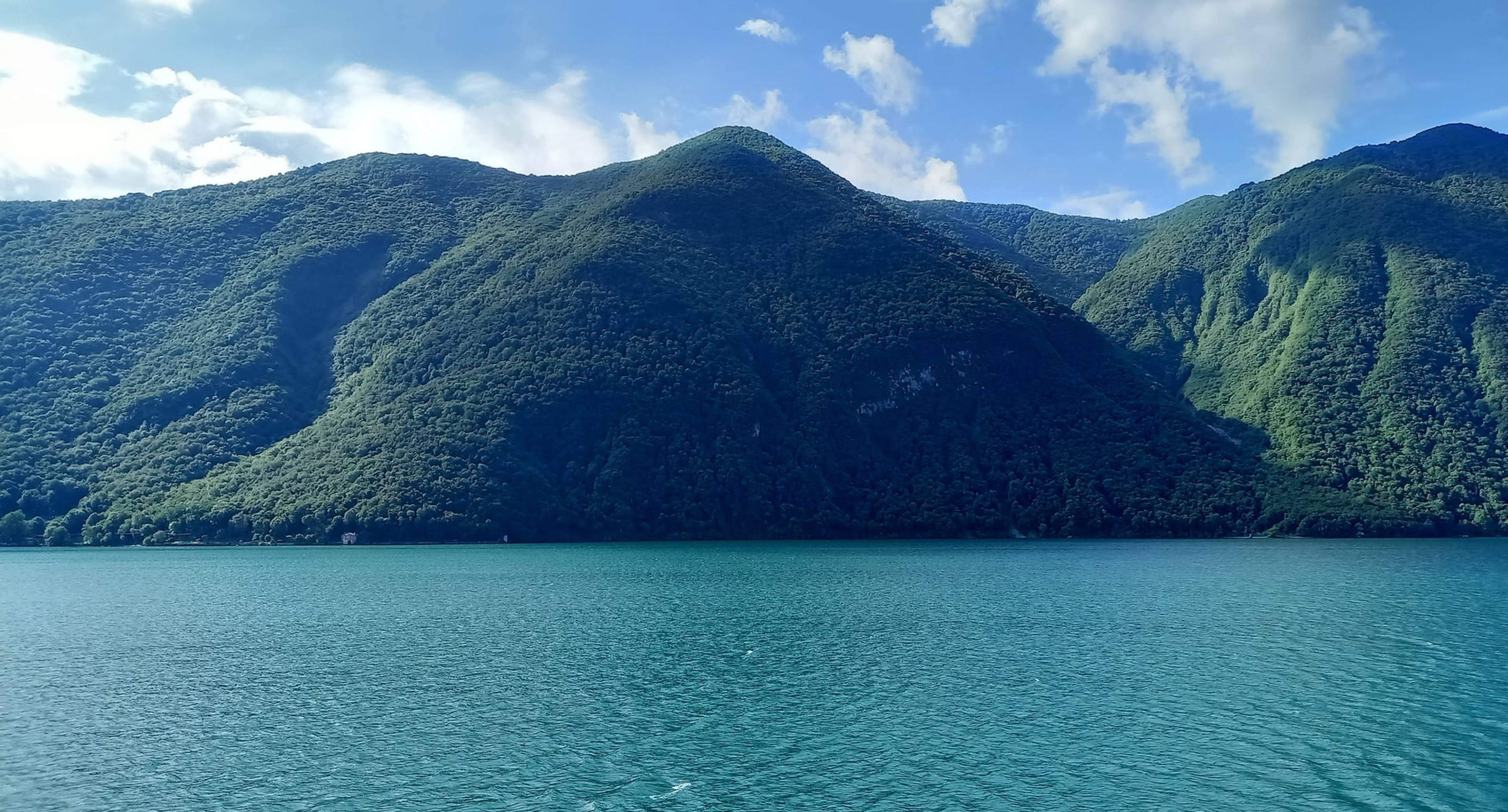 Between Two Lands, Crossing the Lugano Lake