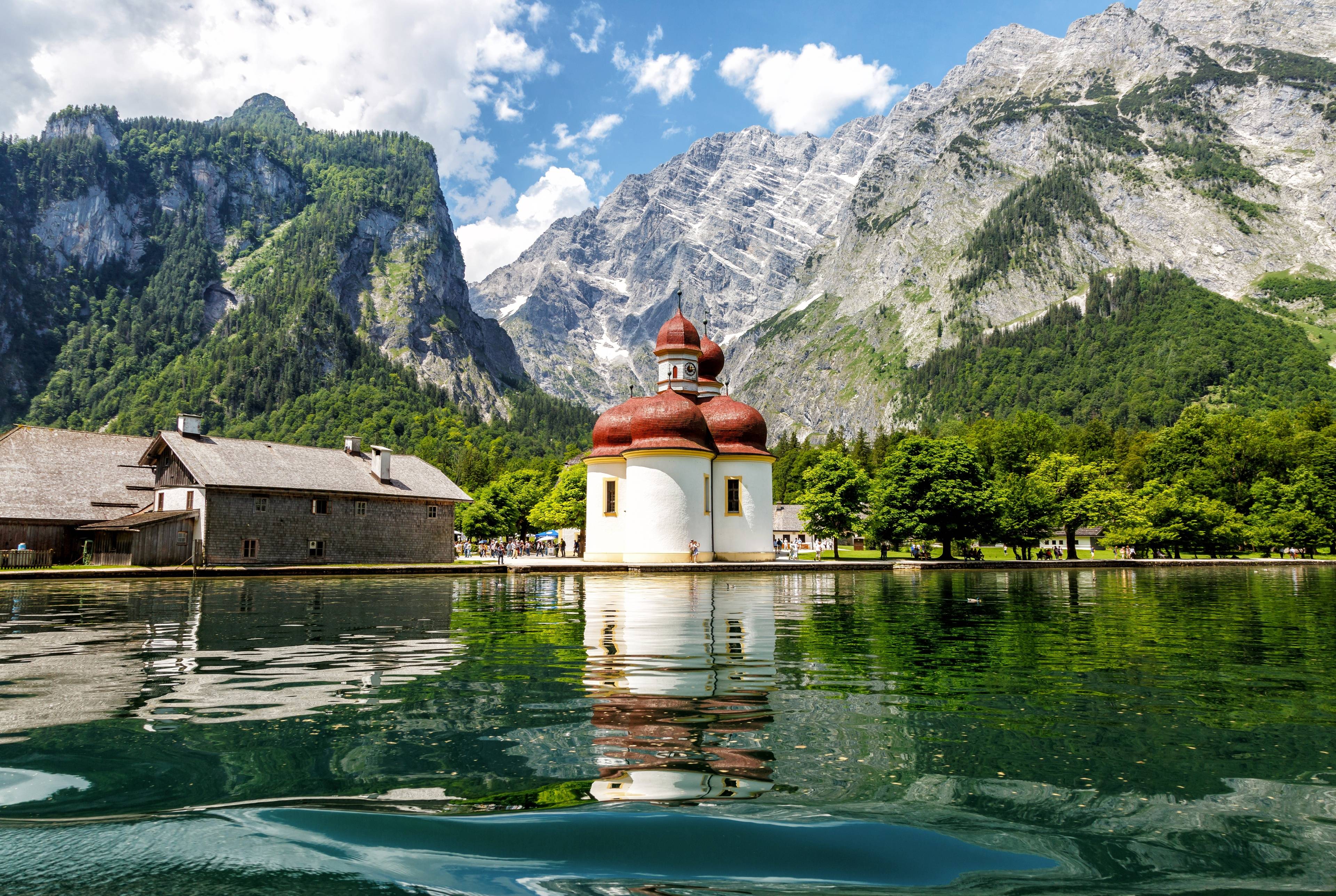 ⚡ A Road Trip Around Bavarian Alps: Lakes, Mountains, and Spa