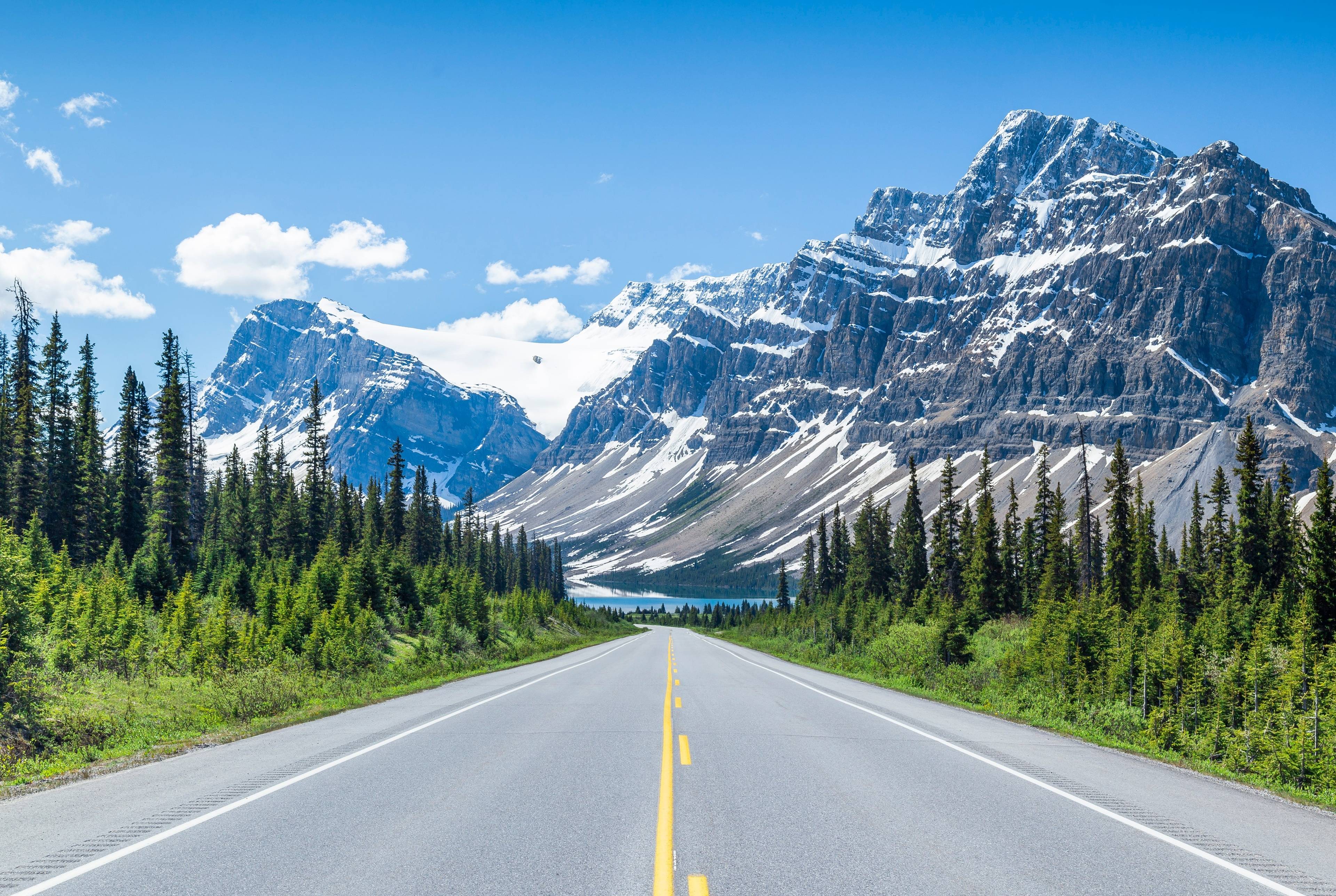 Exploring the Rocky Mountains National Parks in Canada from Jasper to Banff