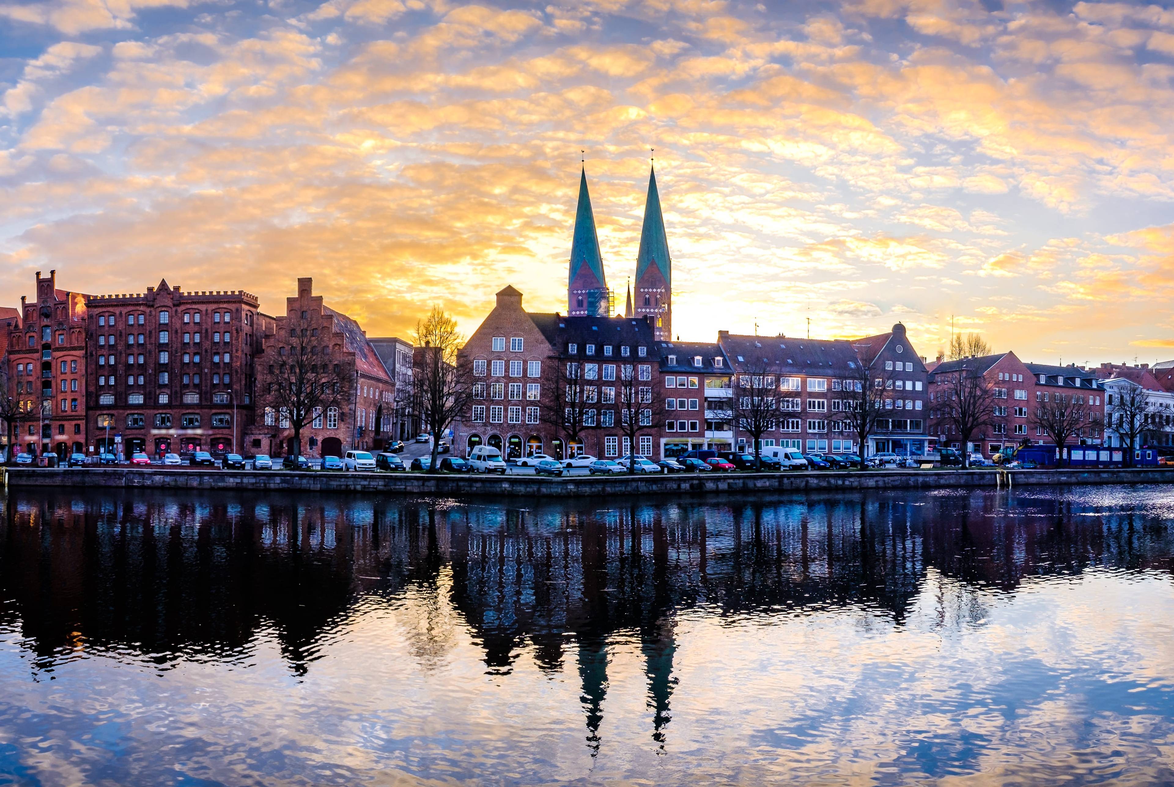 Gothic Brick, Heath and a Castle: From Magdeburg to Lübeck 