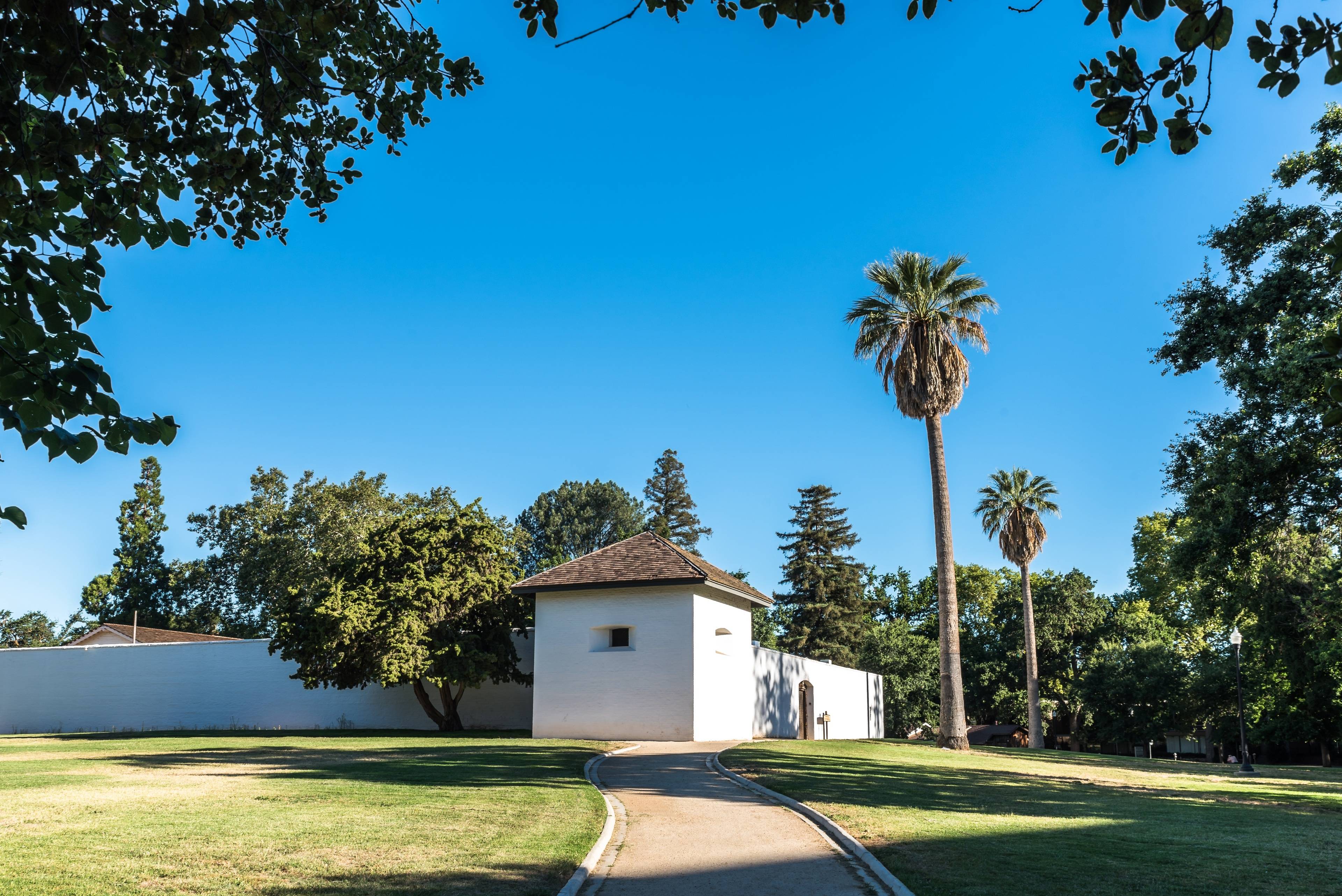 Sutter's Fort State Historic Park