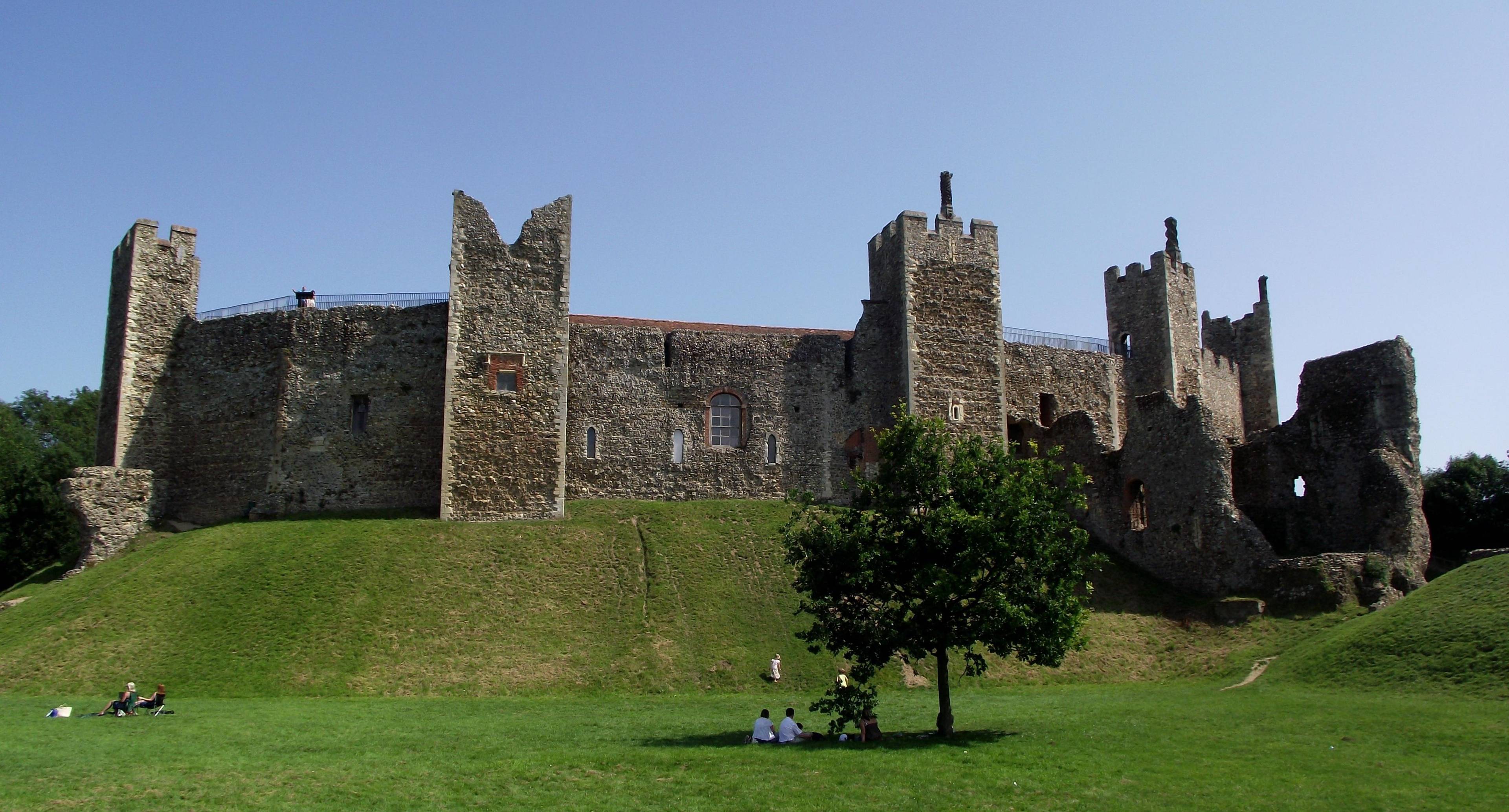 Medieval Castles and Shipbuilding on Suffolk's Coast