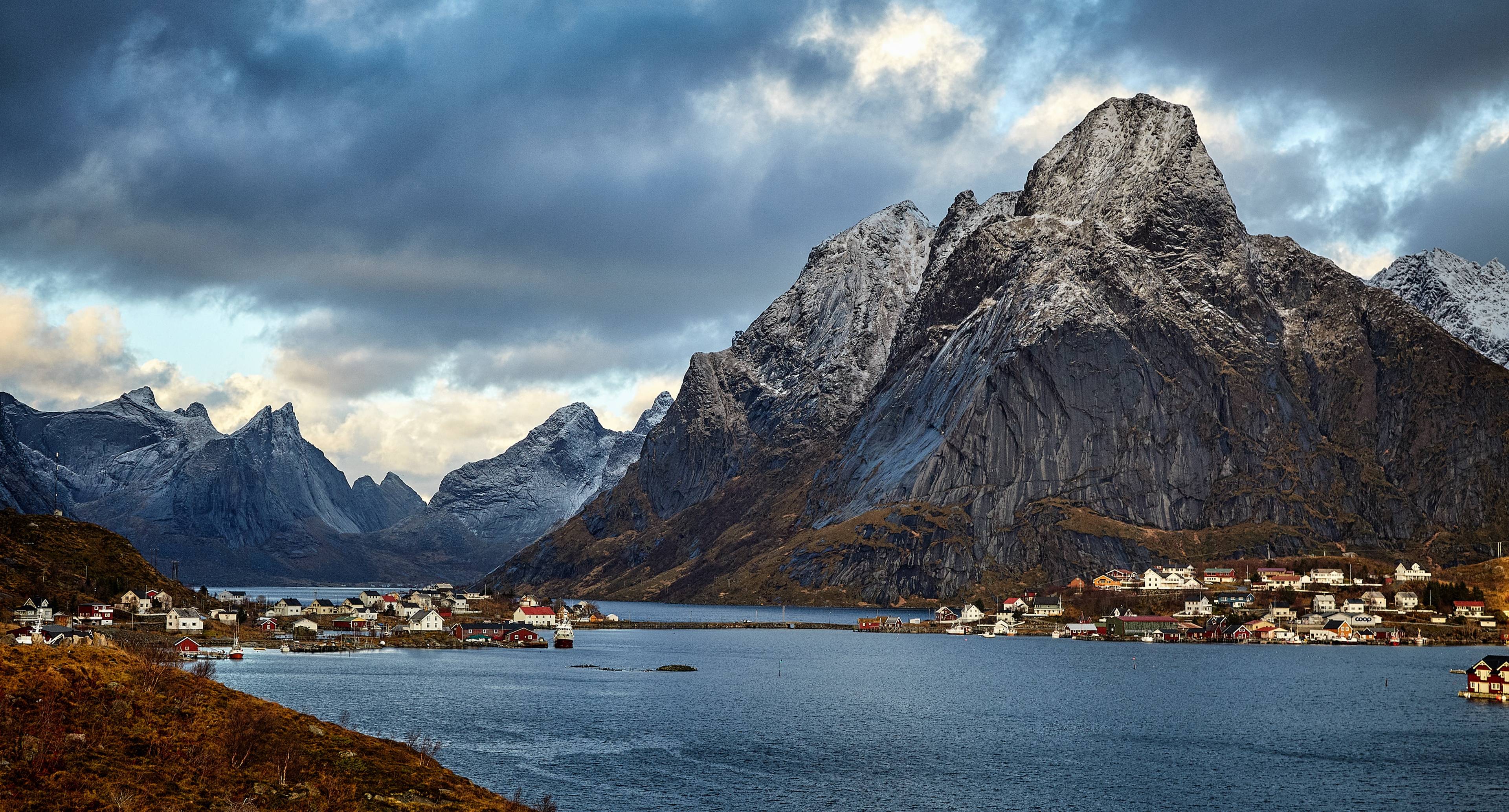 Explore the Northern Area of Telemark Region Along a Scenic Route